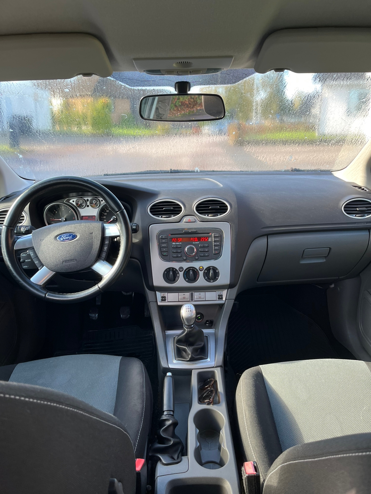 Ford Focus 5-dörrars 1.6 TDCi Manuell 2011, kuva 6/10