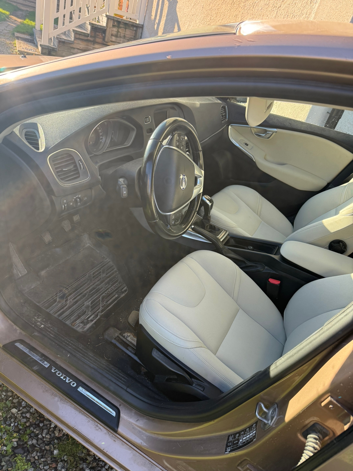 Volvo V40 D2 Manuell 2015, bild 6/8