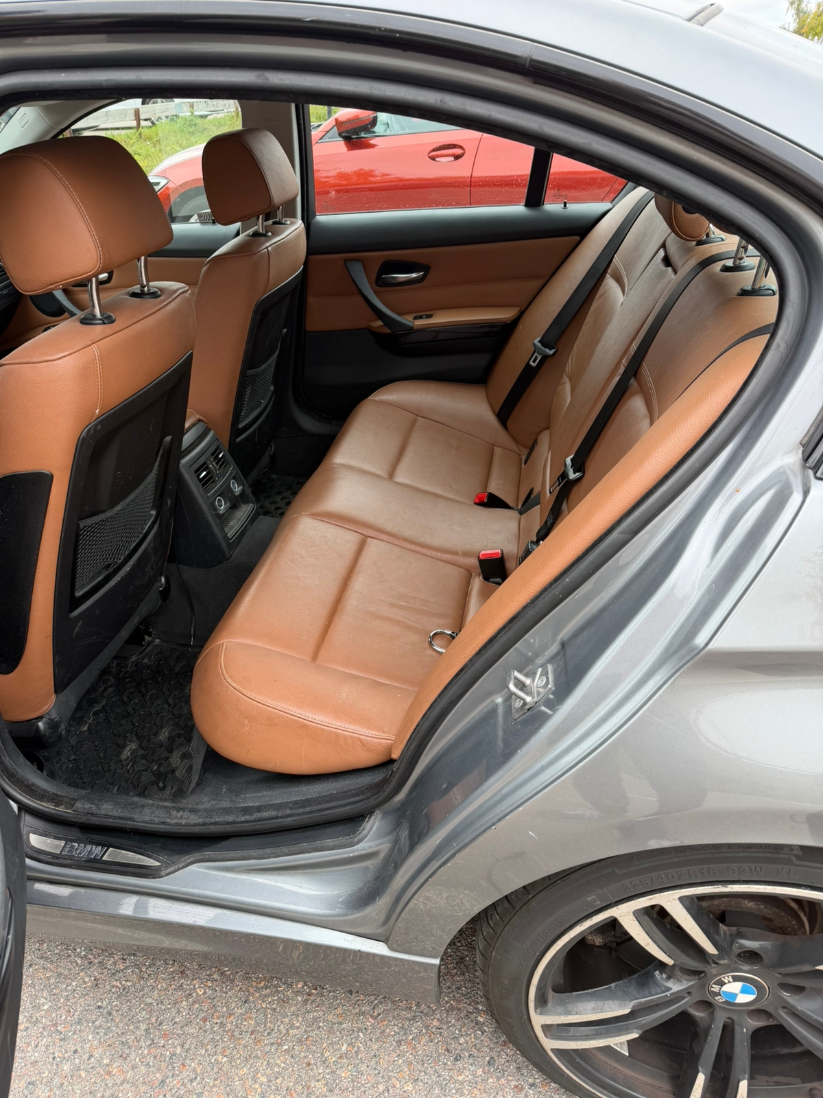 BMW 330 d Sedan Manuell 2010, photo 3/10