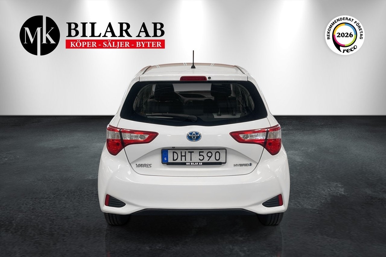 Toyota Yaris Hybrid e-CVT Active Euro 6 2018, photo 3/10