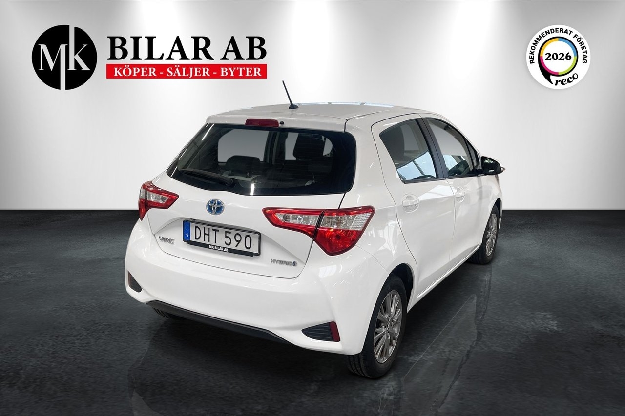 Toyota Yaris Hybrid e-CVT Active Euro 6 2018, photo 4/10