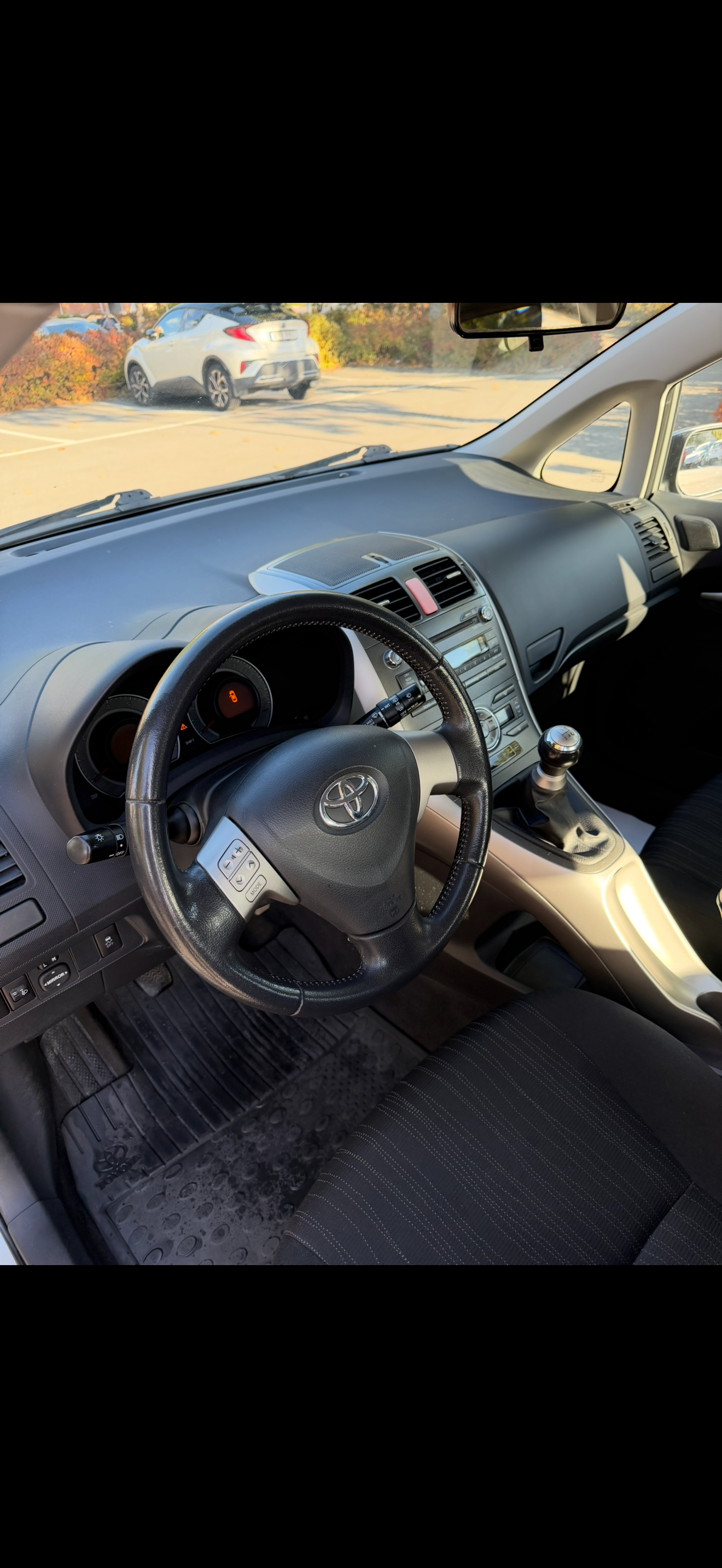 Toyota Auris 2008, photo 5/10