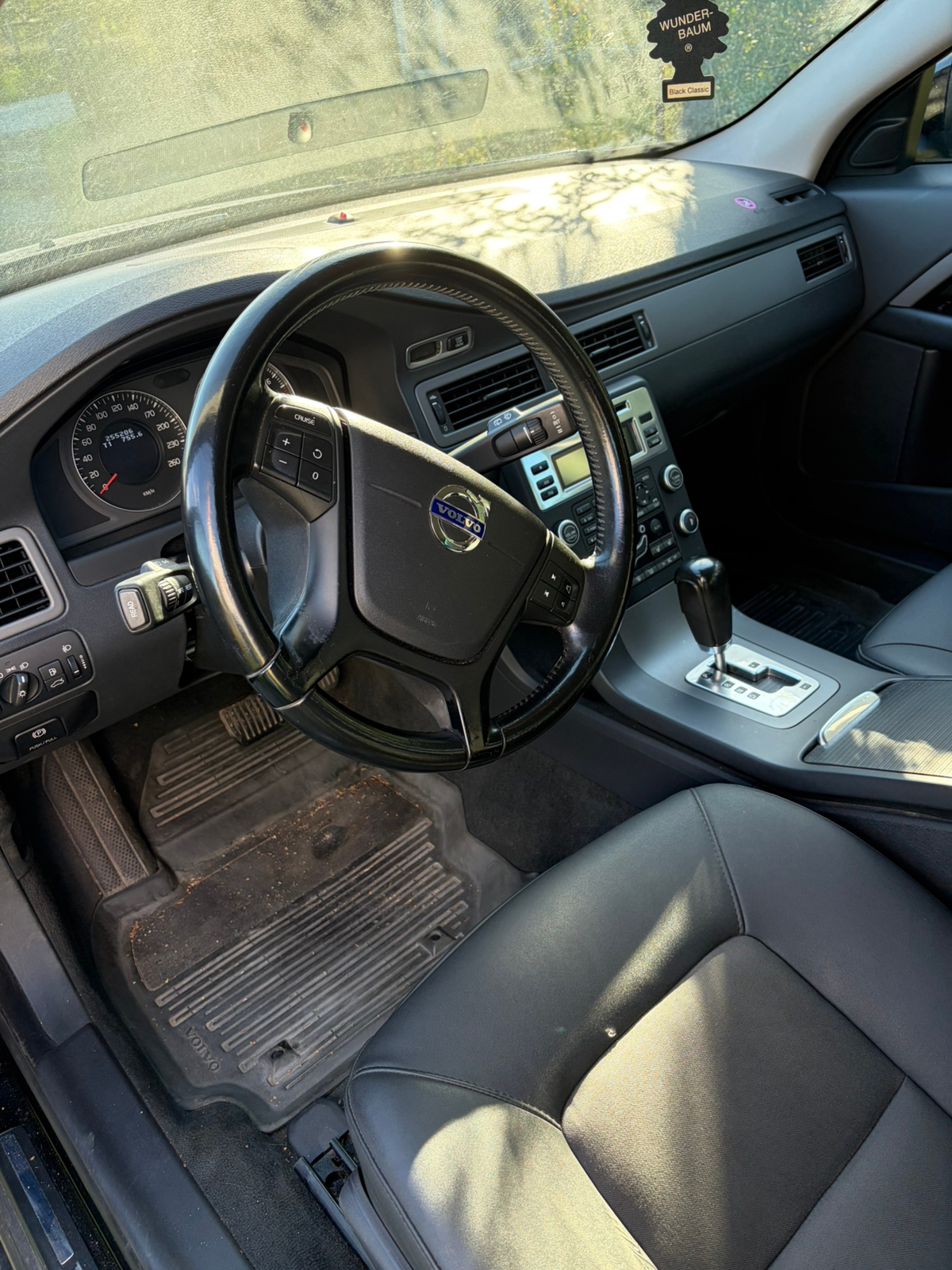 Volvo V70 2.0F Powershift 2010, kuva 4/4
