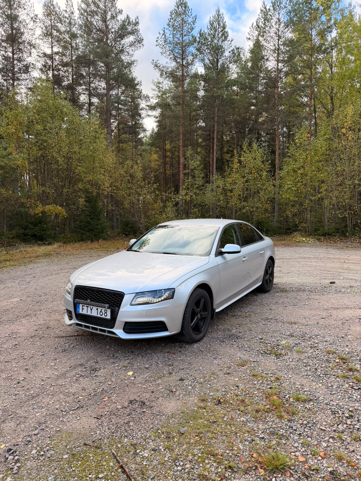 Audi A4 2010, photo 2/10