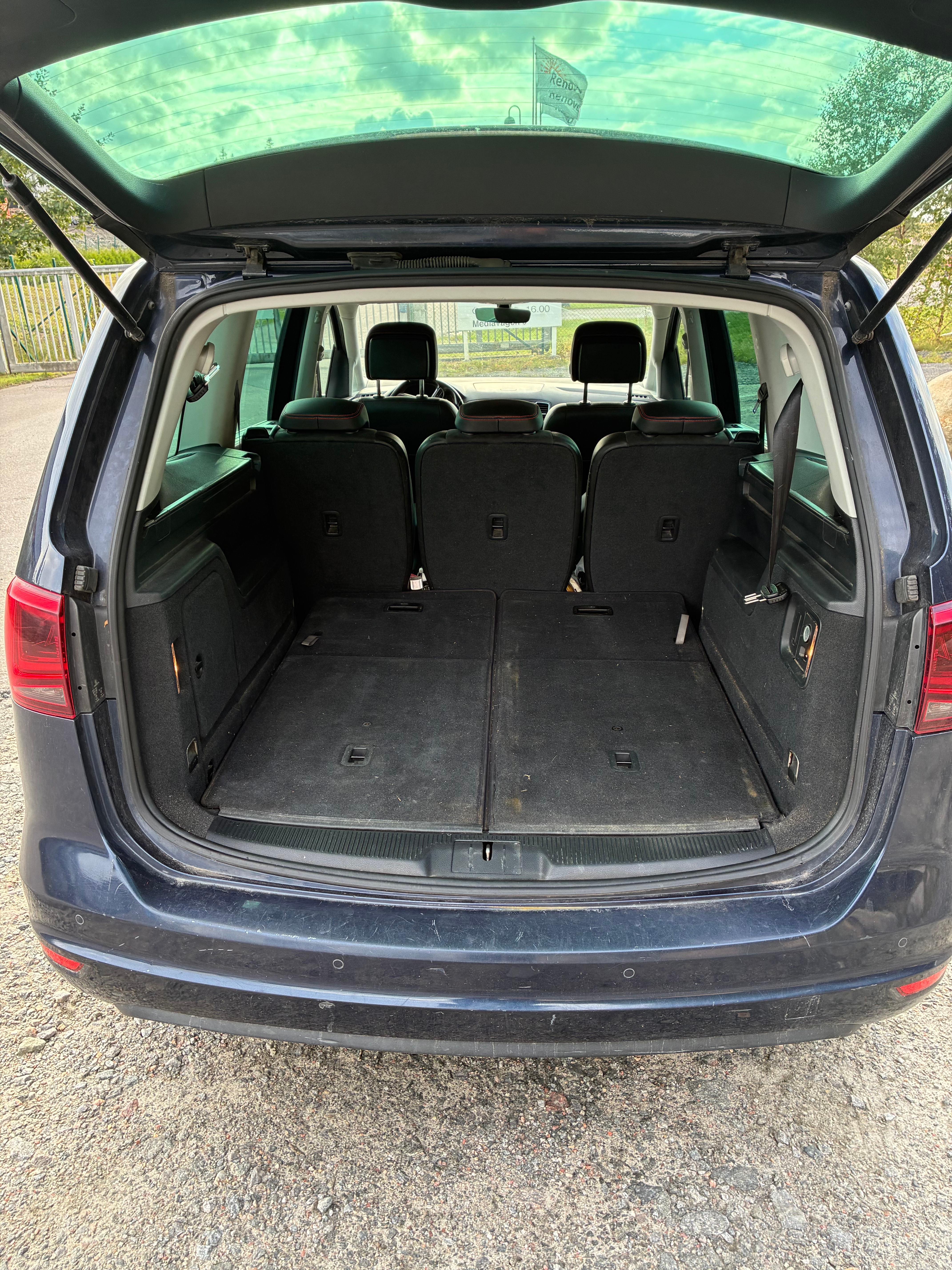 Seat Alhambra 2017, photo 4/8