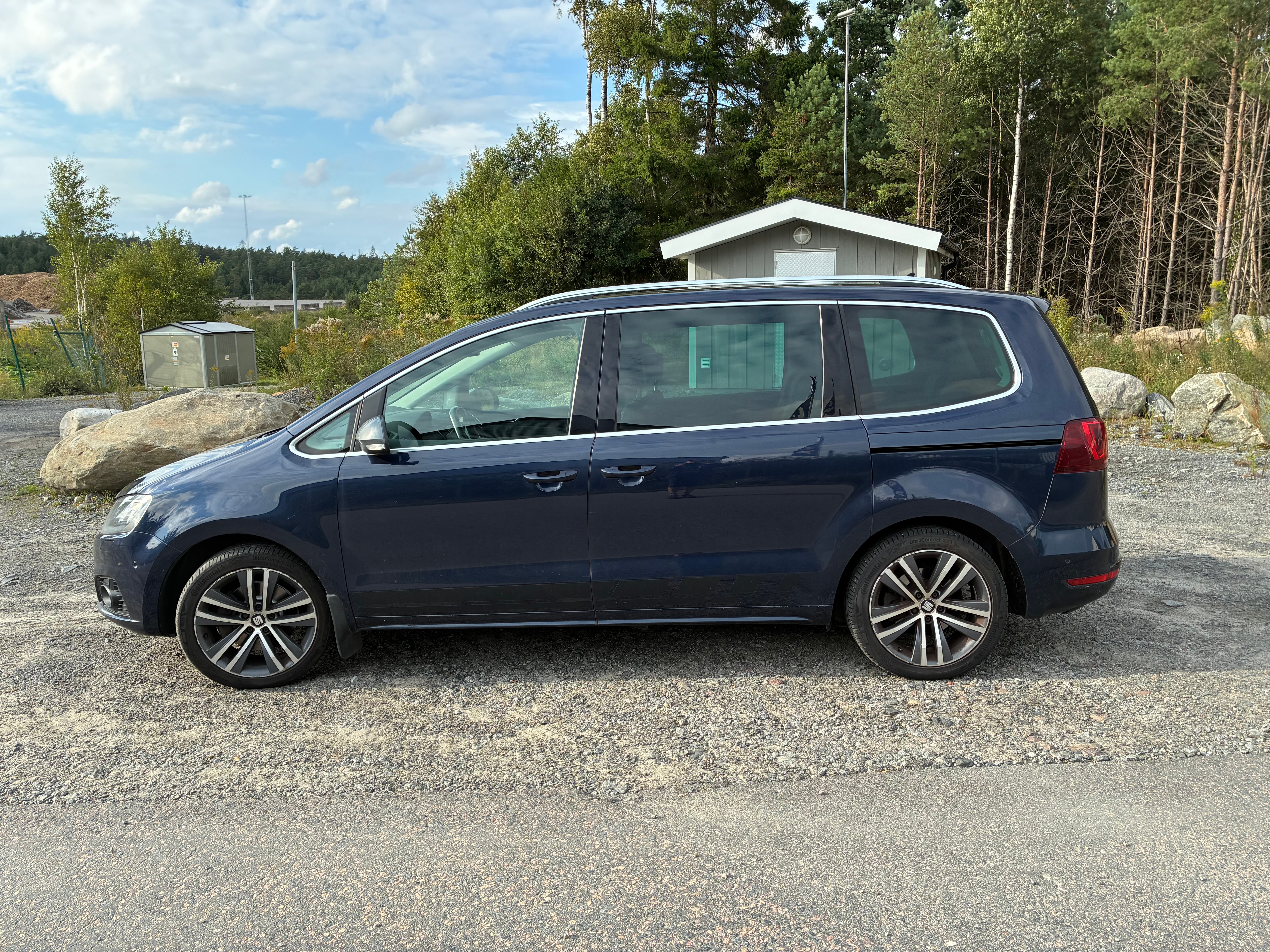 Seat Alhambra 2017, photo 2/8