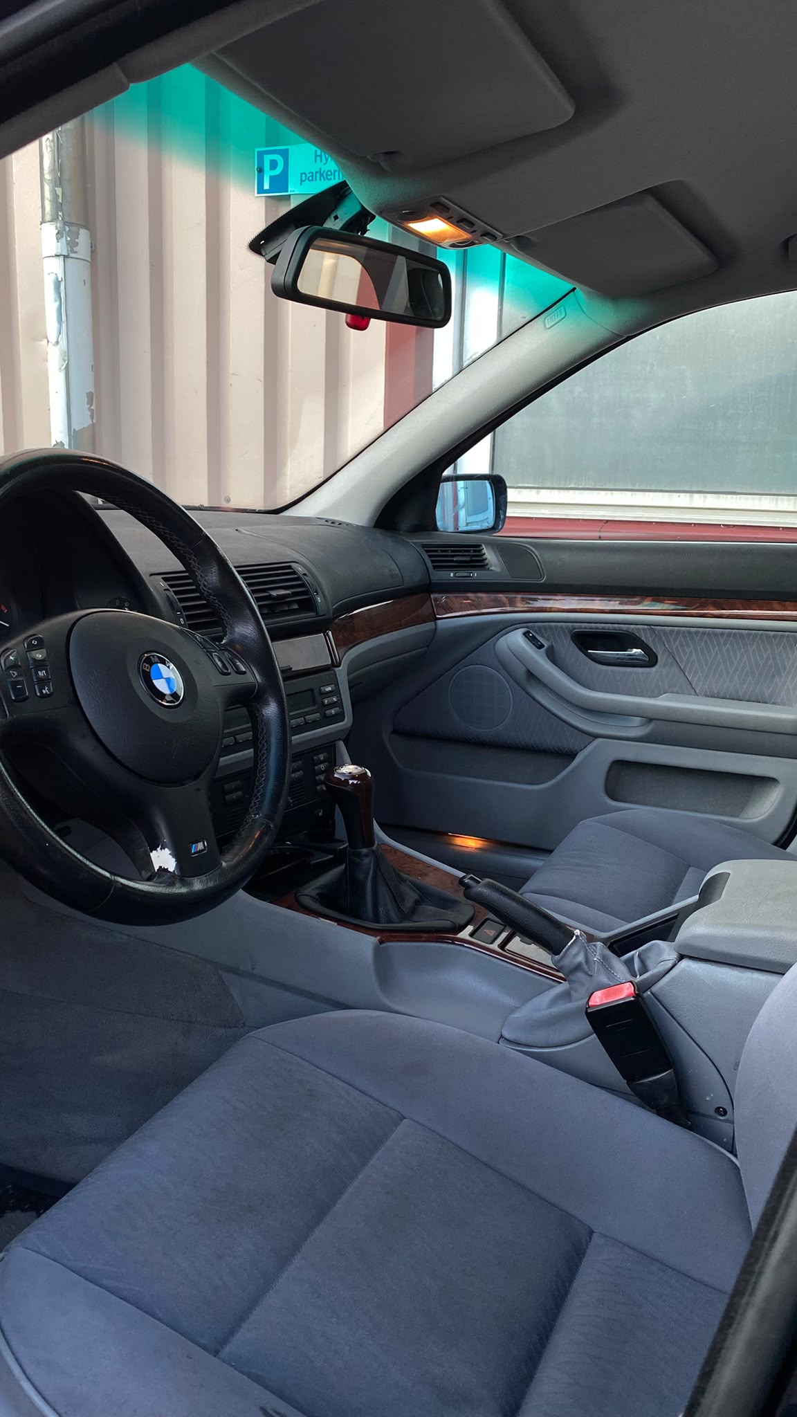 BMW 525 i Touring Manuell 2003, photo 4/6