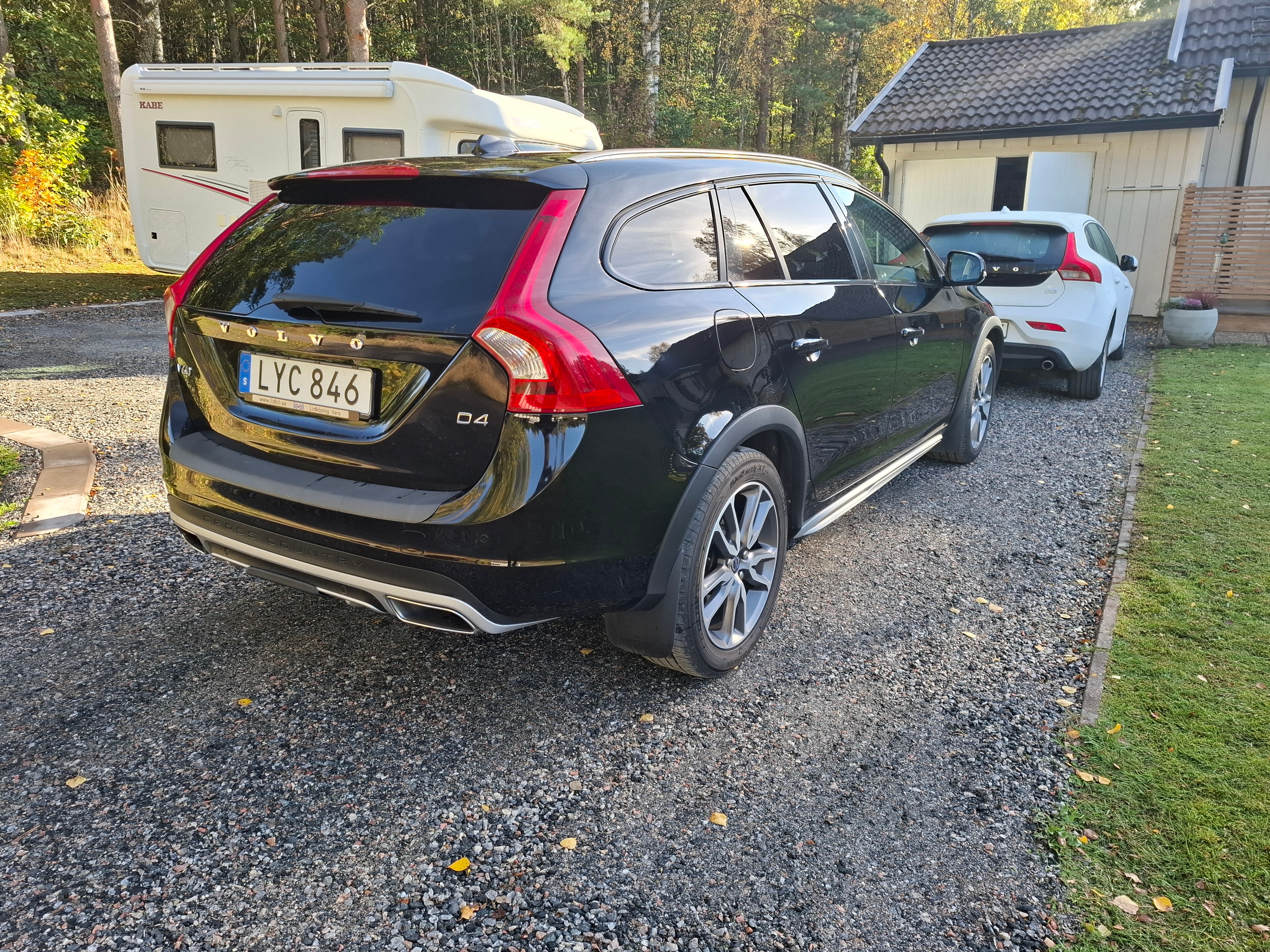 Volvo V60 Cross Country D4 Geartronic 2016, kuva 5/10