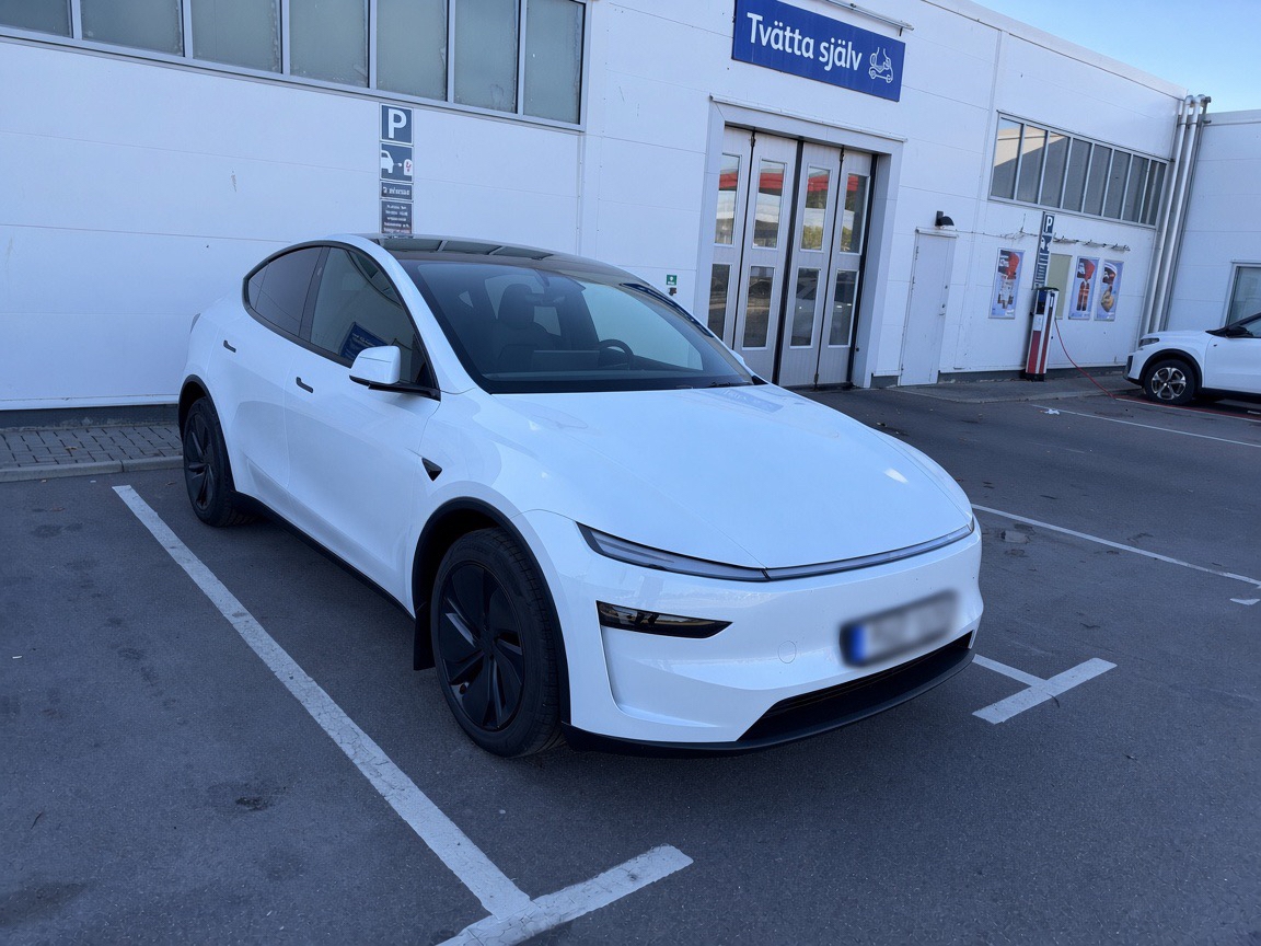 Tesla Model Y Long Range AWD 2026, kuva 2/4