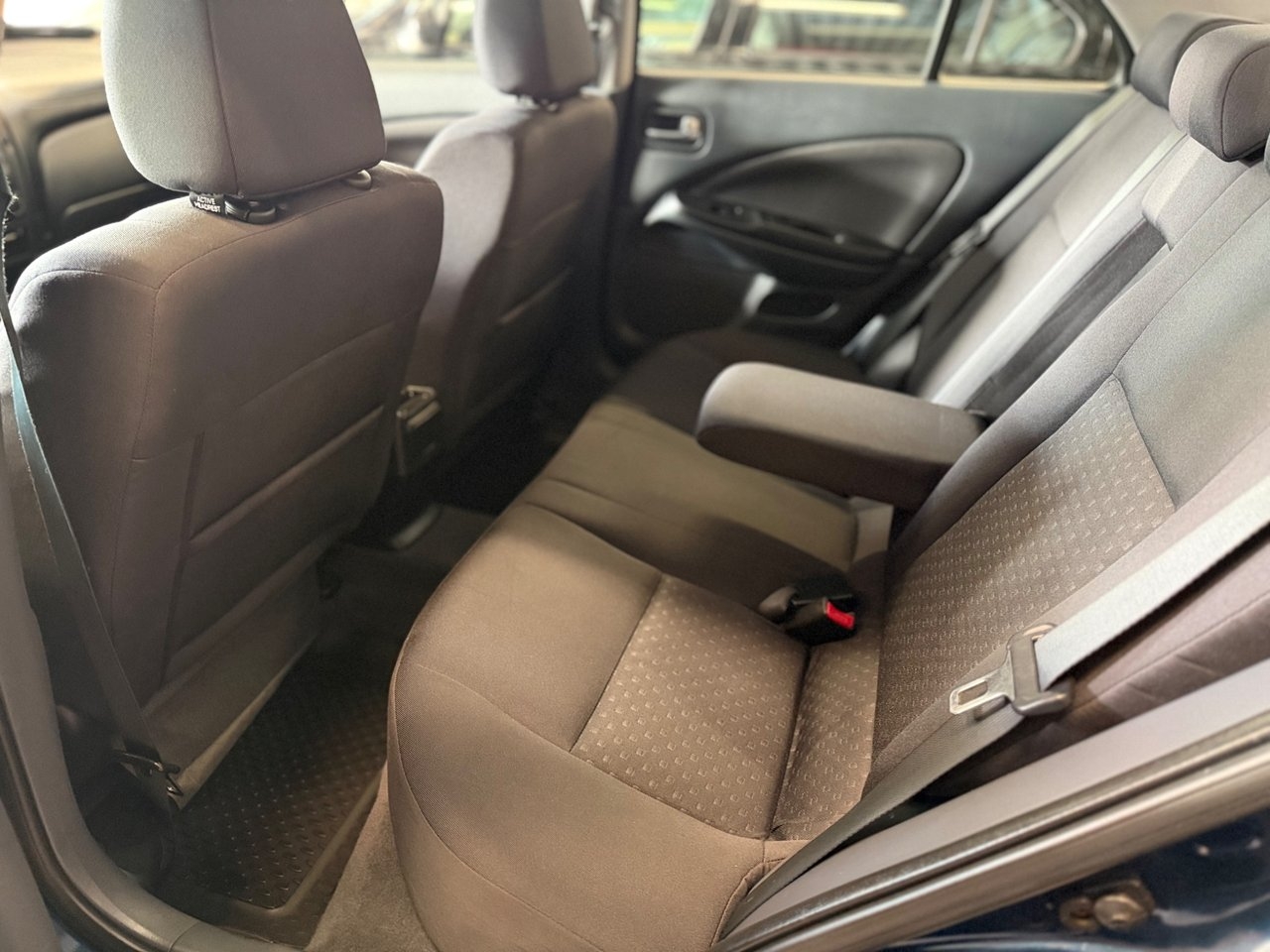 Nissan Almera 2004, photo 6/10