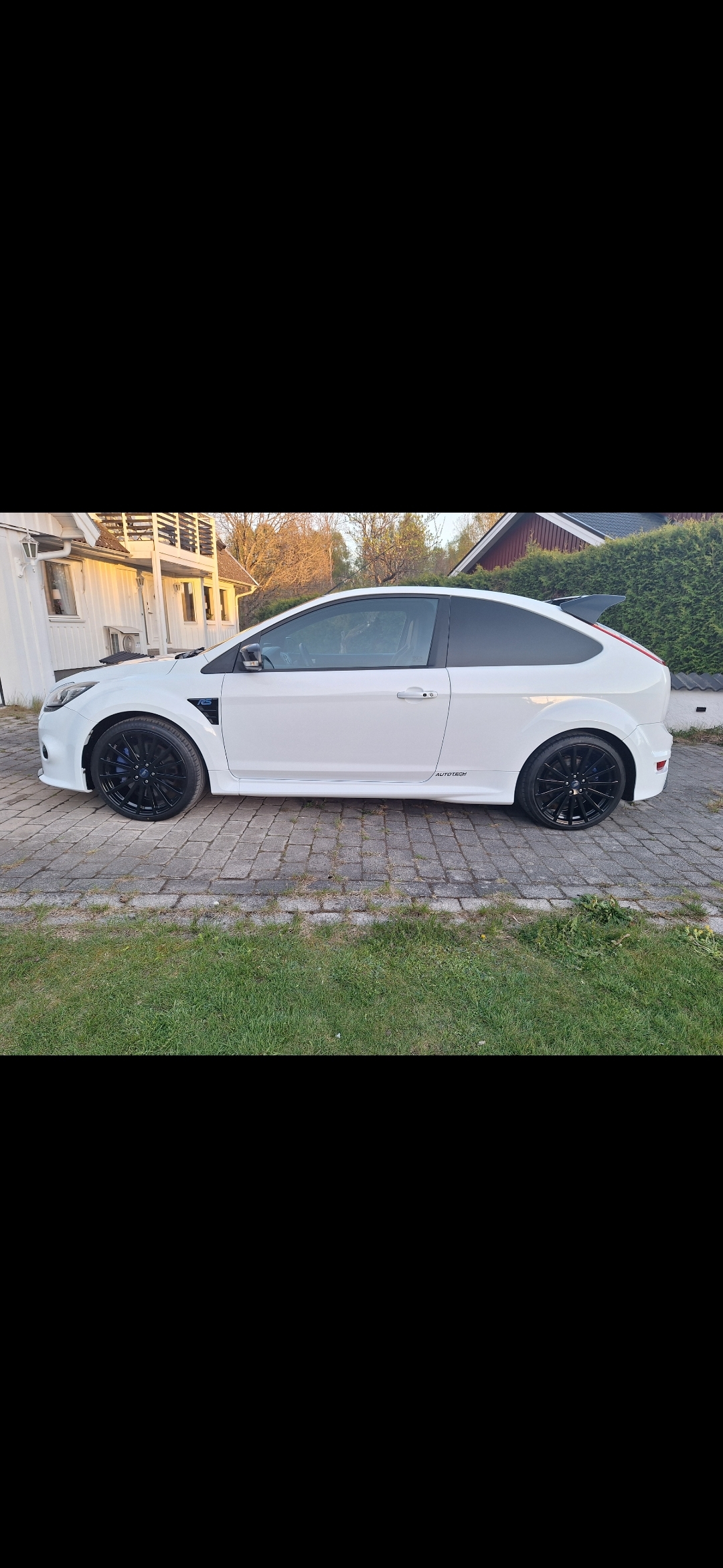 Ford Focus RS Manuell 2010, kuva 2/10