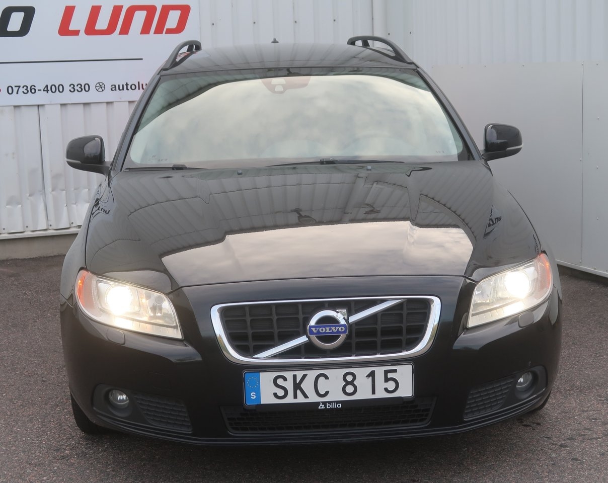 Volvo V70 2013, photo 4/10