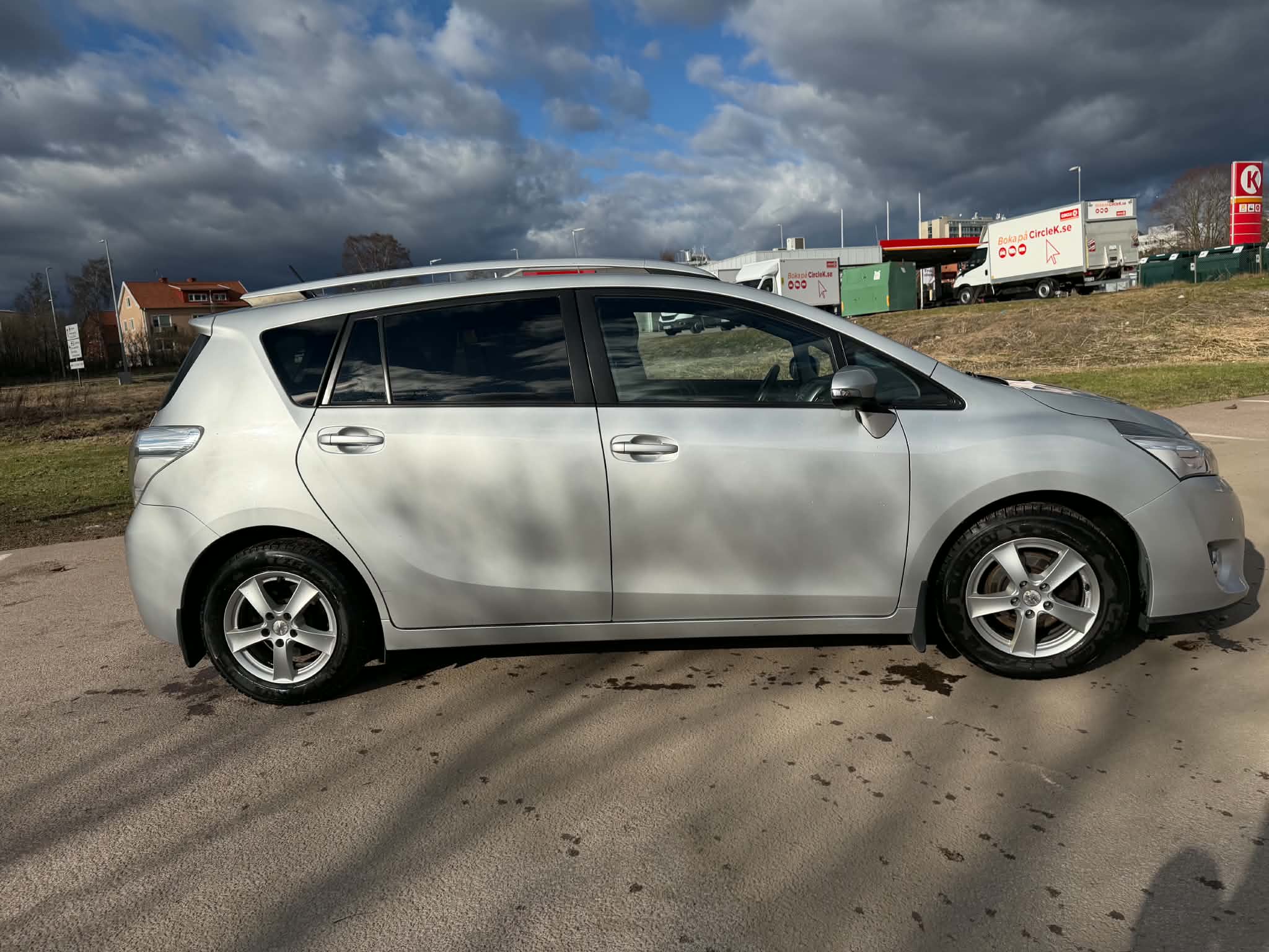 Toyota Verso 1.6 Manuell 2016, kuva 2/10