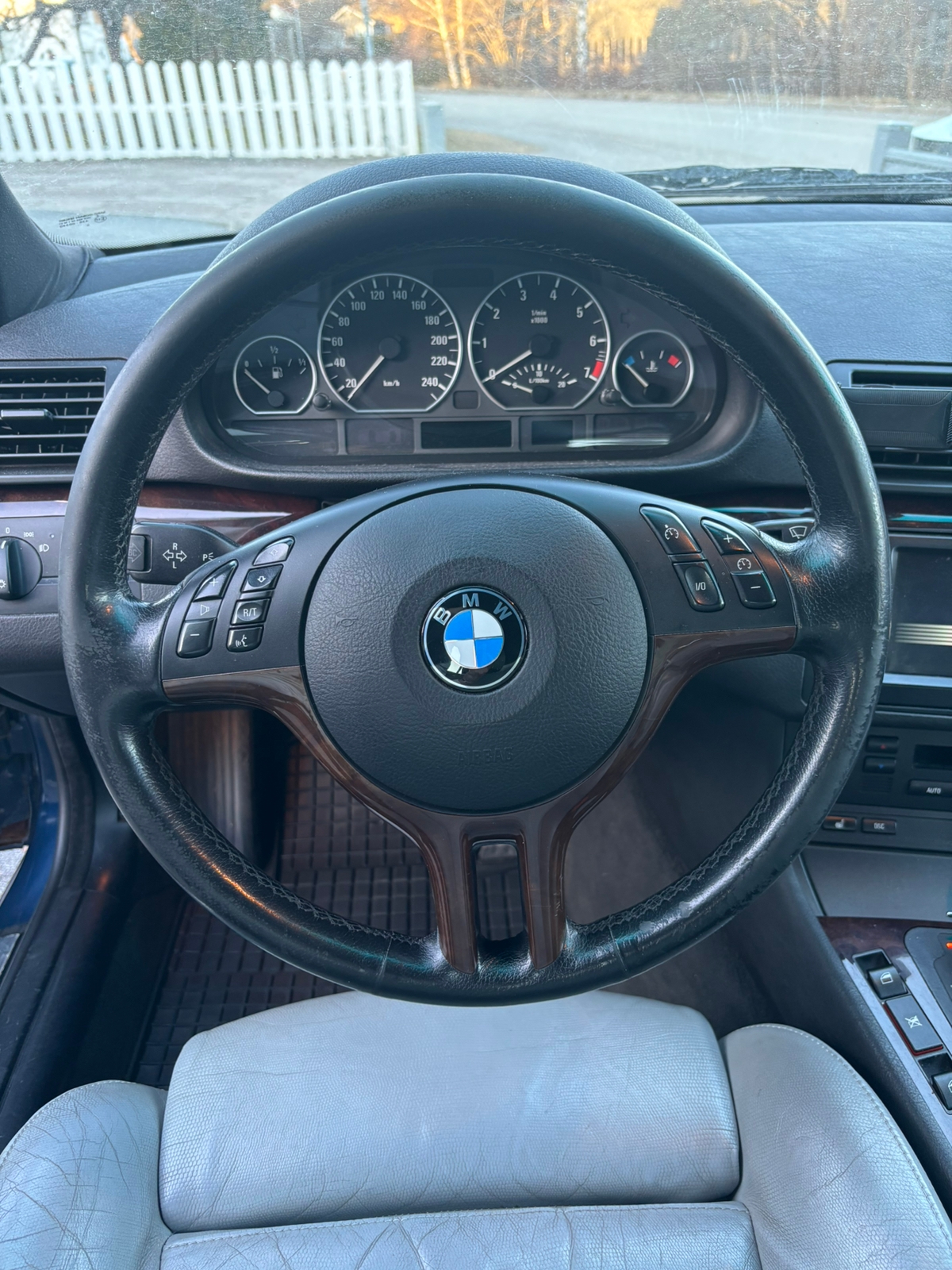 BMW 320