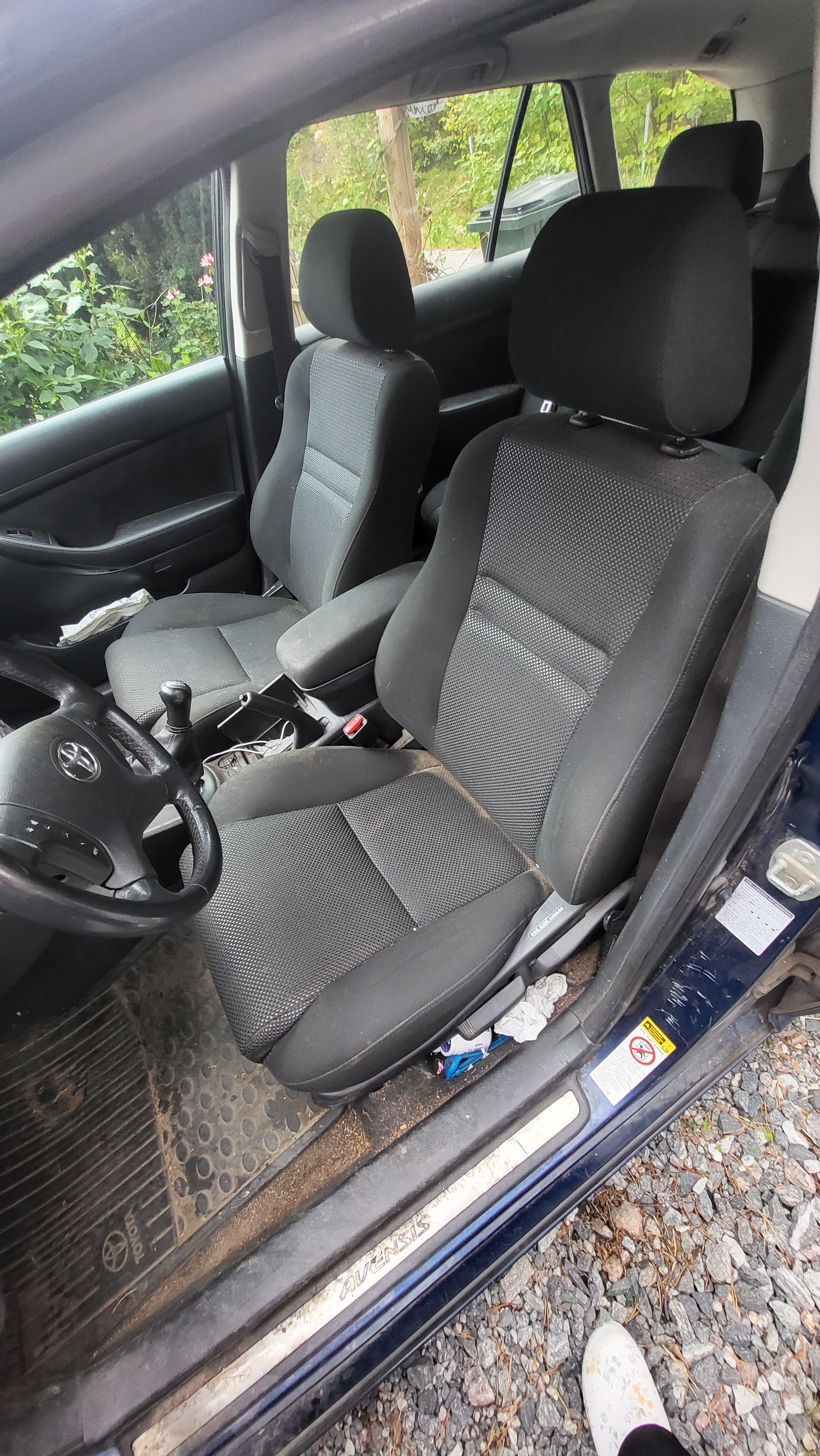 Toyota Avensis Kombi 1.8 VVT-i Manuell 2006, bild 4/5