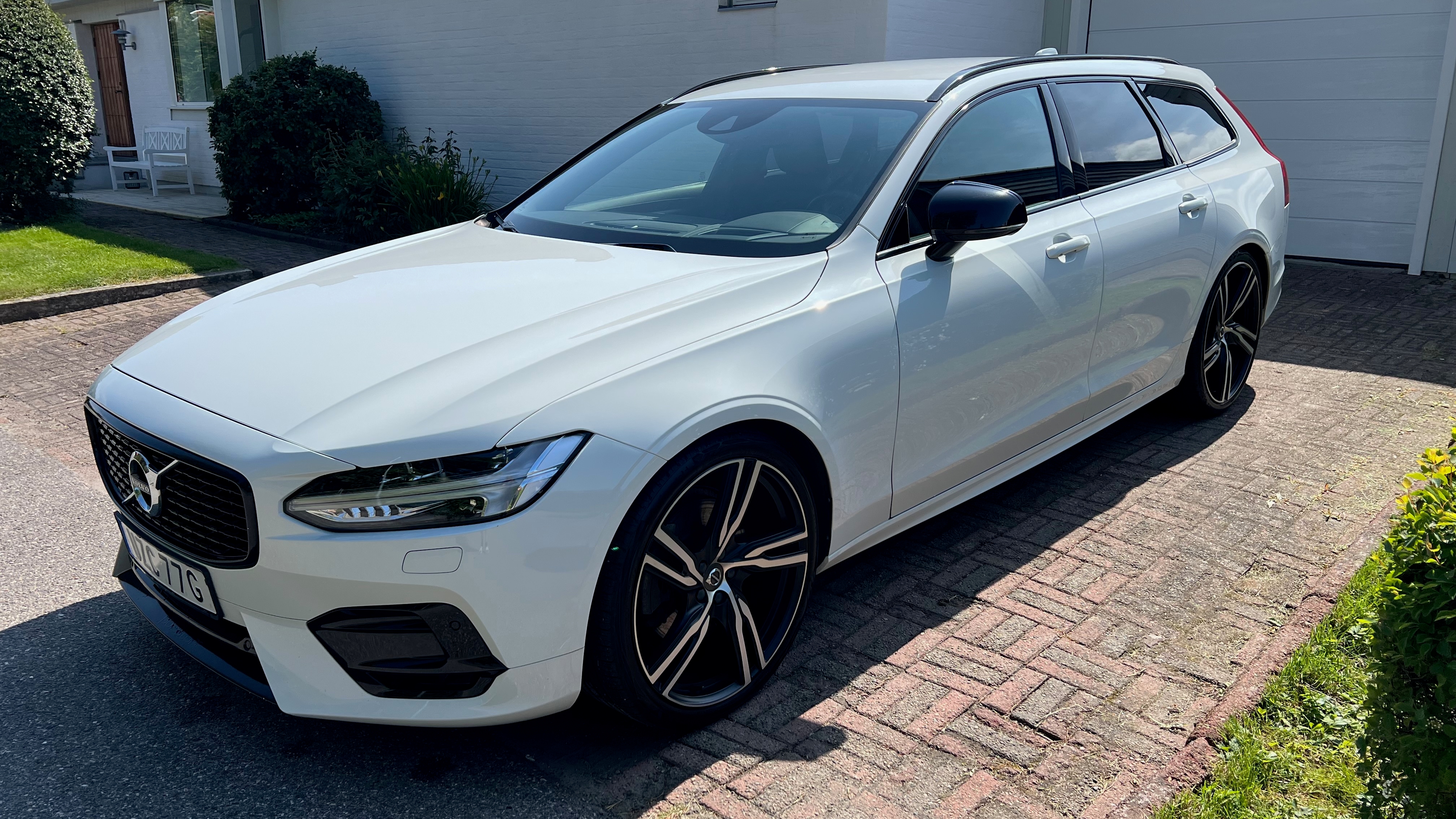 Volvo V90 2019, kuva 3/10