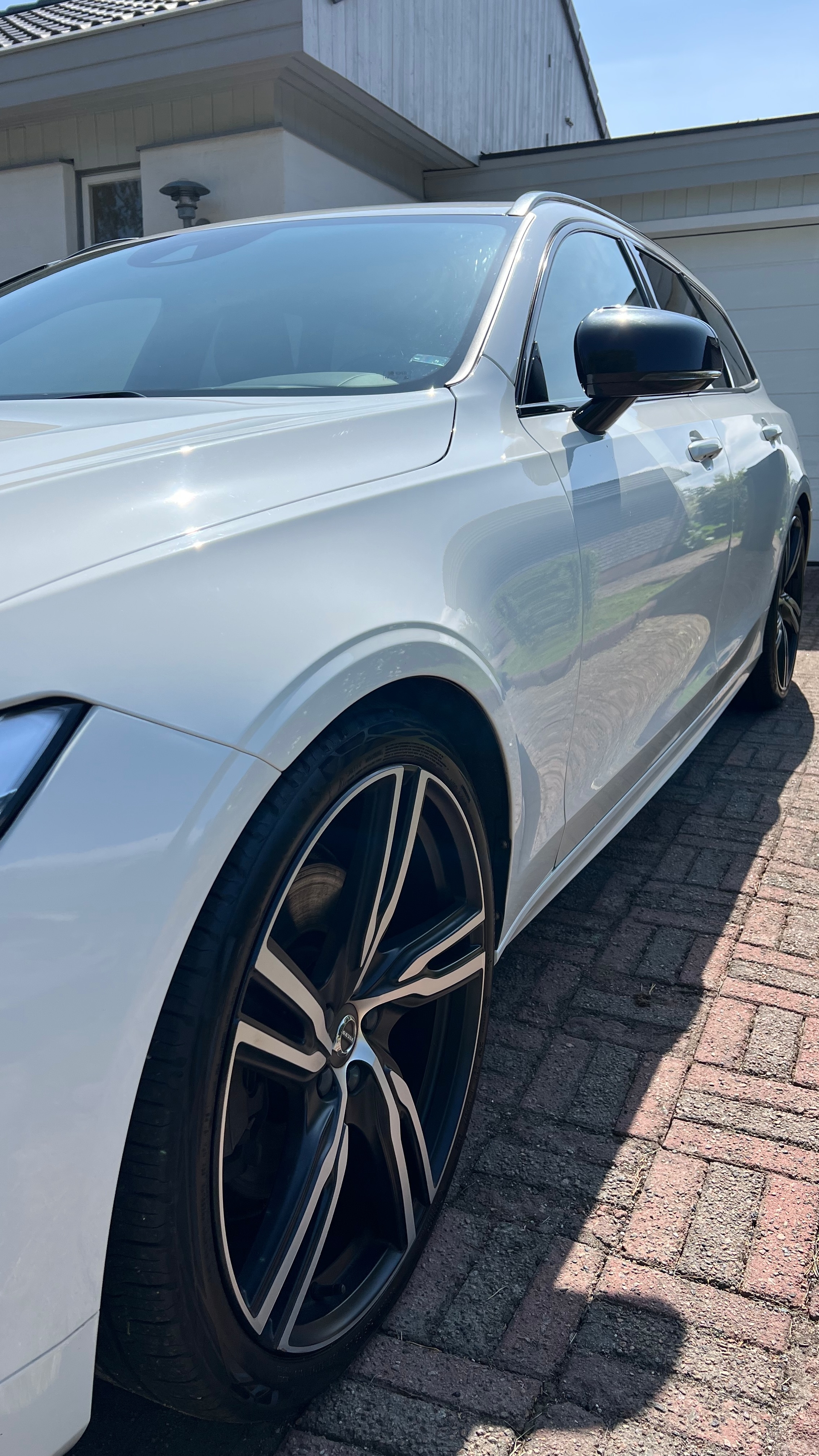 Volvo V90 2019, kuva 4/10