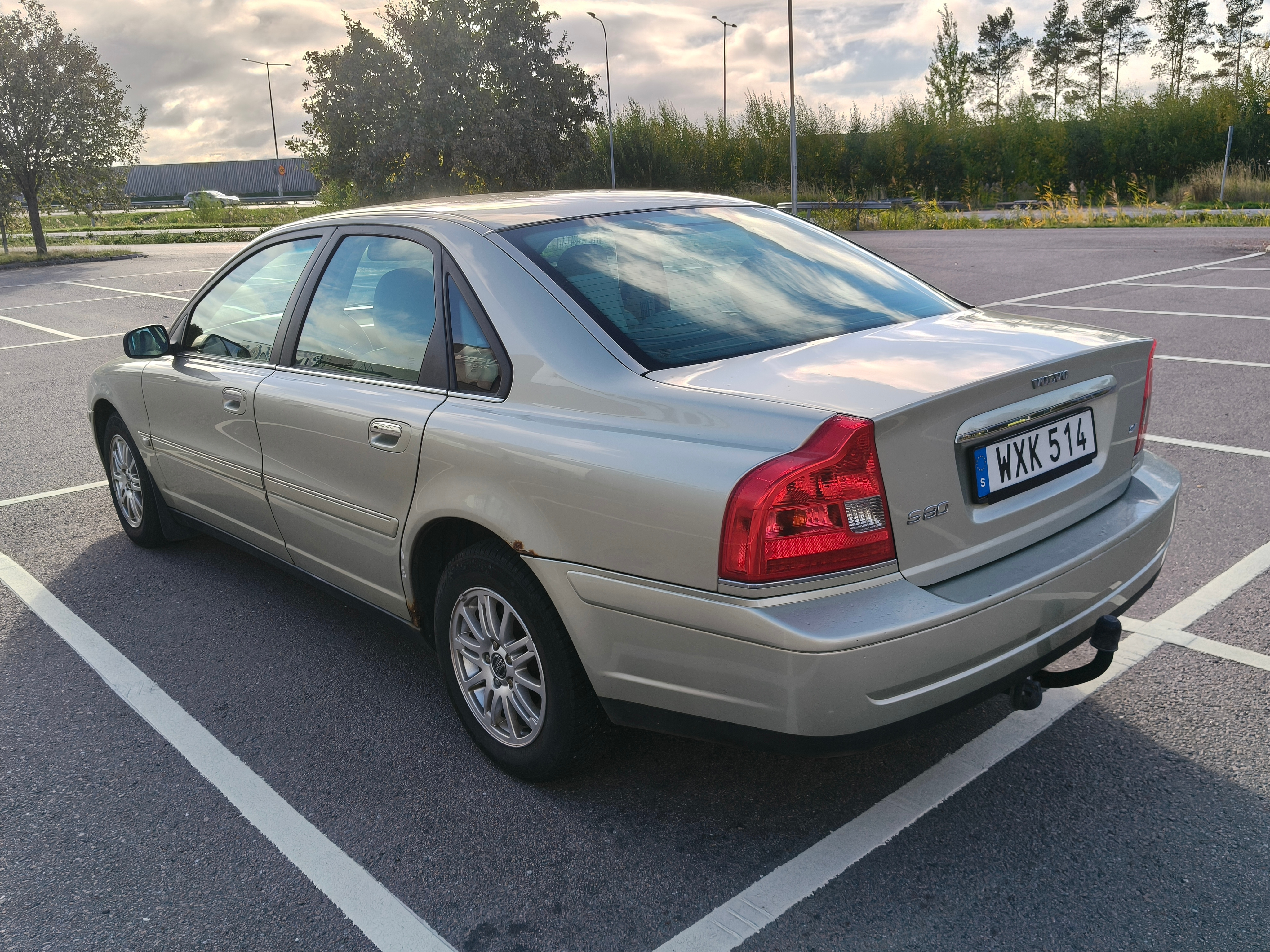 Volvo S80 2.4 Automatisk 2006, bild 2/5