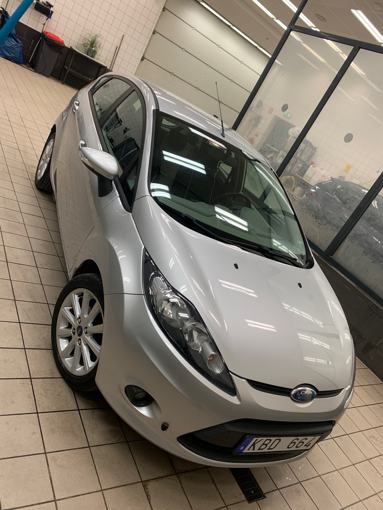Ford Fiesta 5-dörrar 1.25 Manuell 2010, photo 3/3