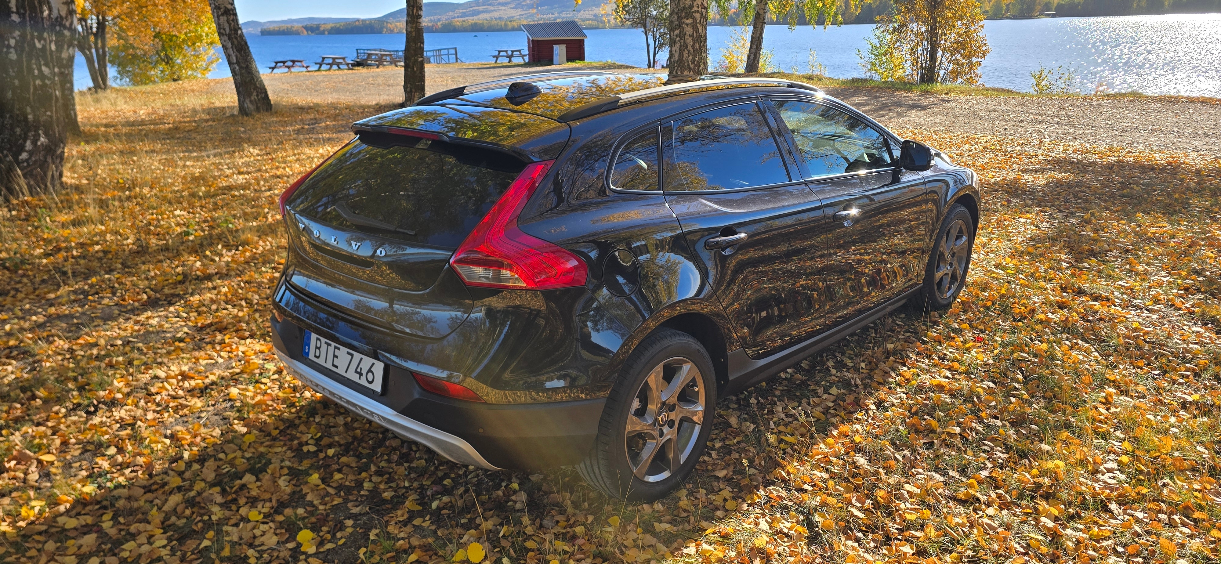Volvo V40 Cross Country 2013, bild 2/10