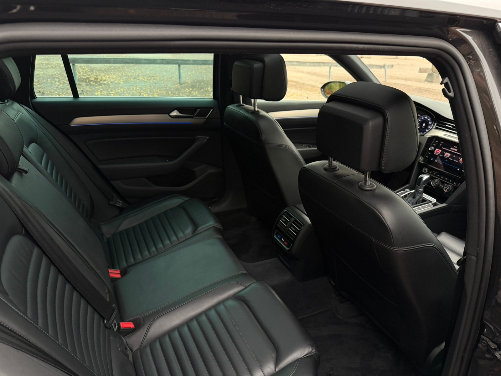 Volkswagen Passat 2018, kuva 5/10