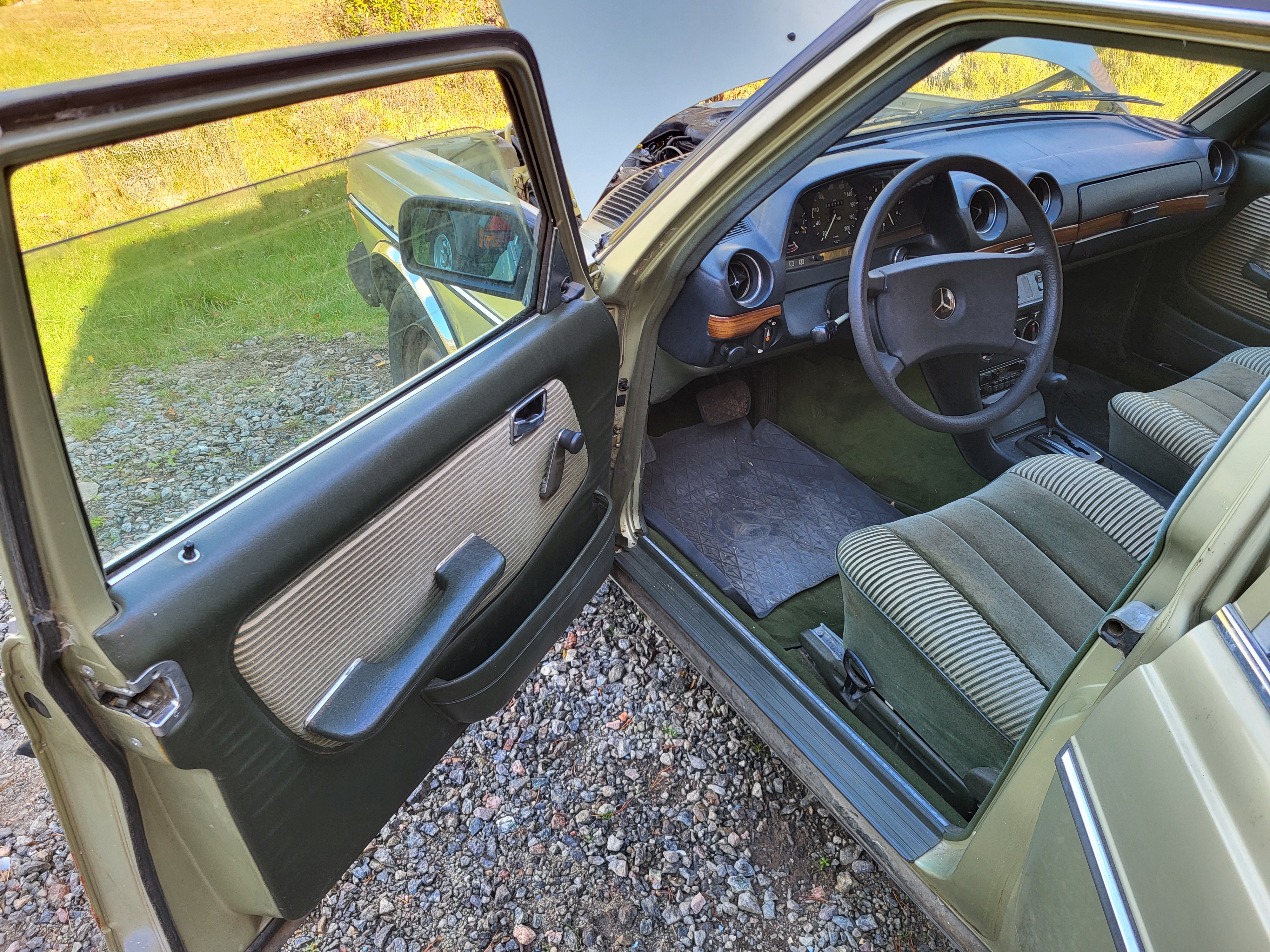 Mercedes-Benz 200 Automatisk 1983, photo 6/10