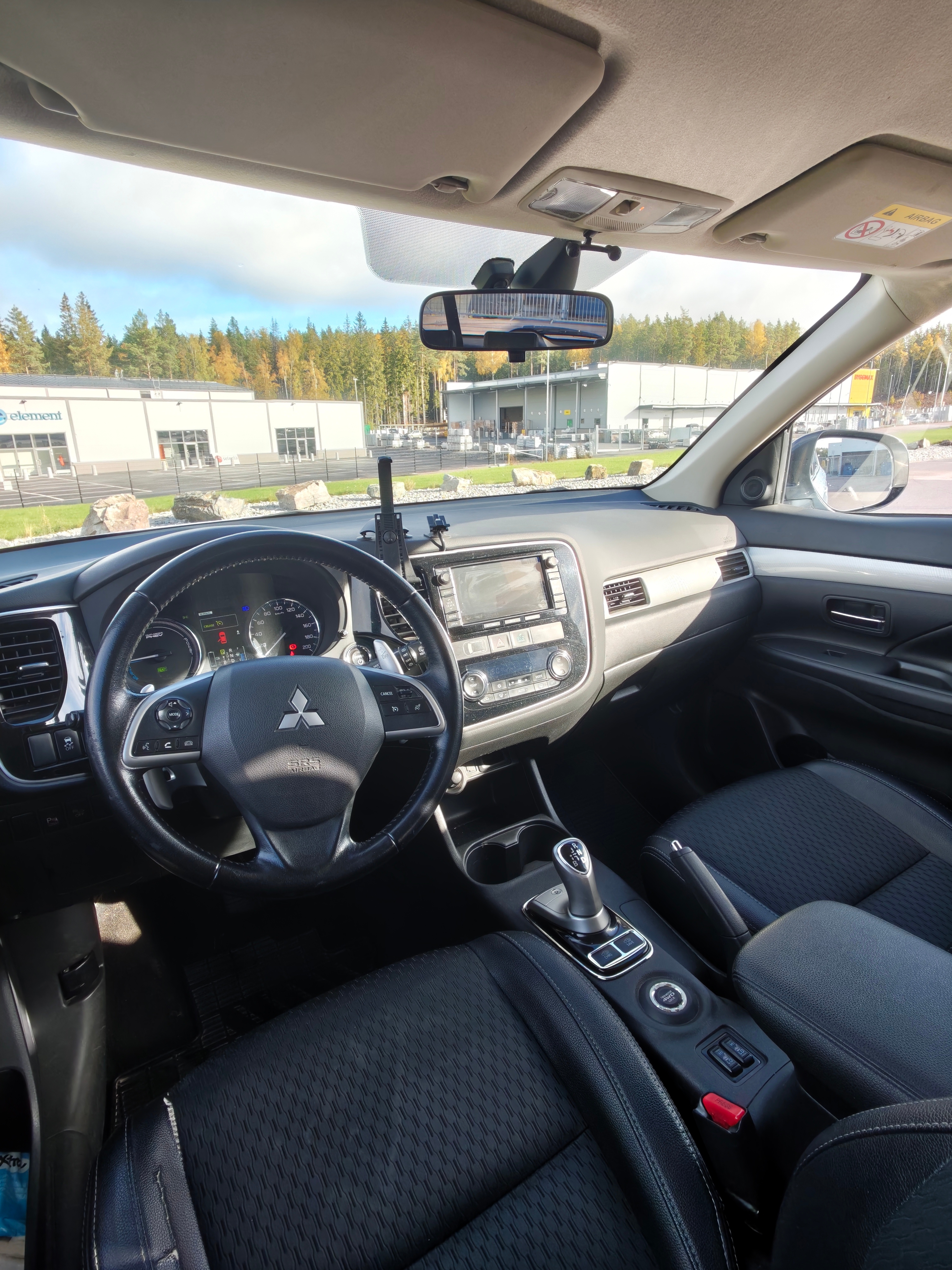 Mitsubishi Outlander PHEV CVT 2014, bild 6/10