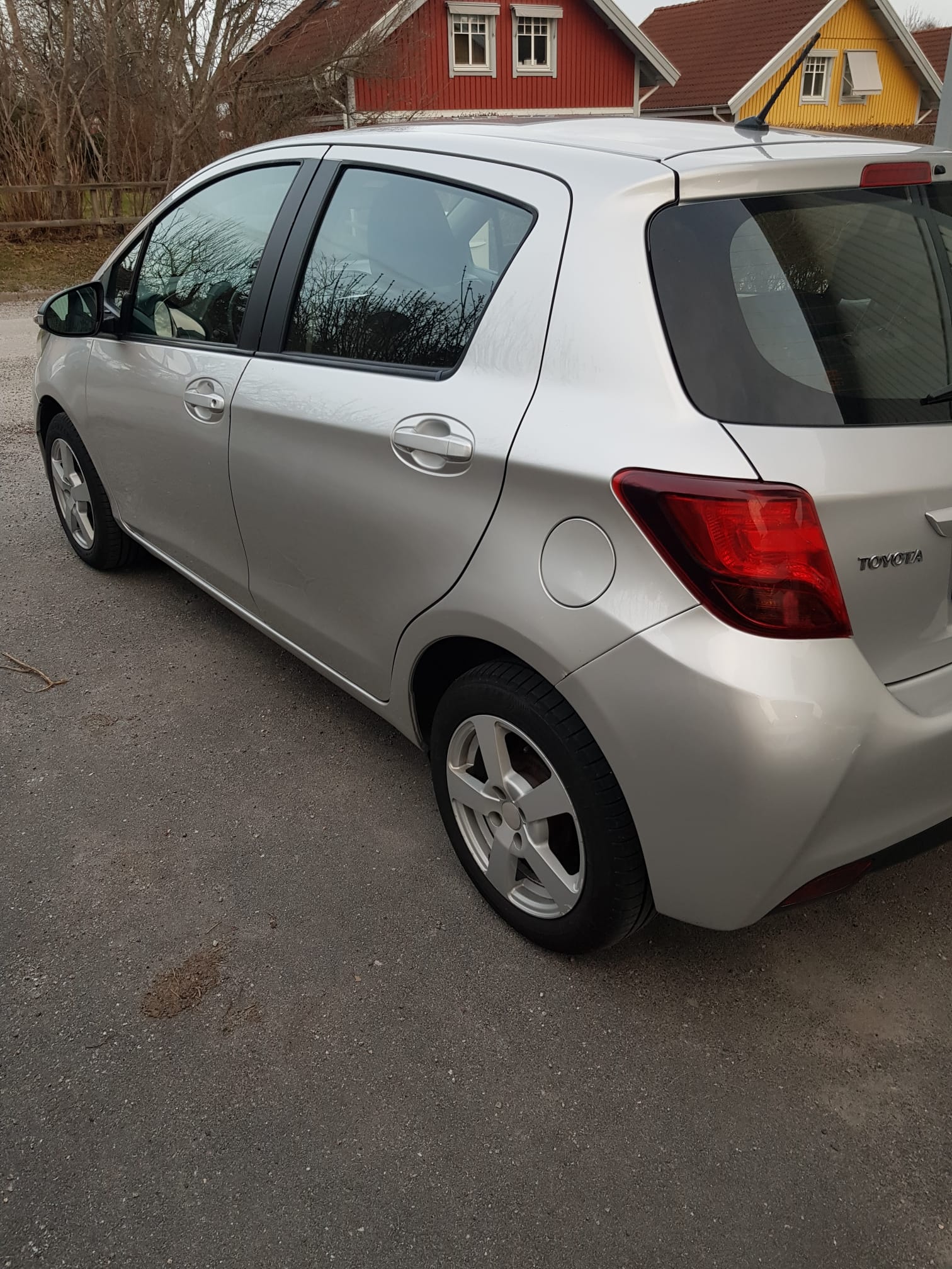 Toyota Yaris 2015, photo 3/10