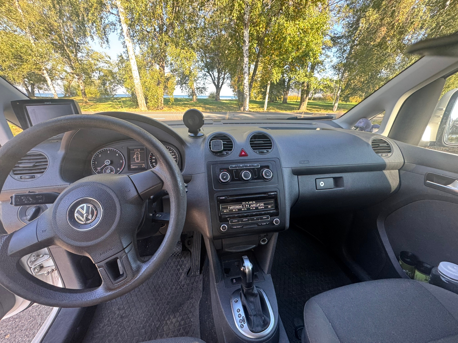 Volkswagen Caddy Maxi 2015, photo 2/10