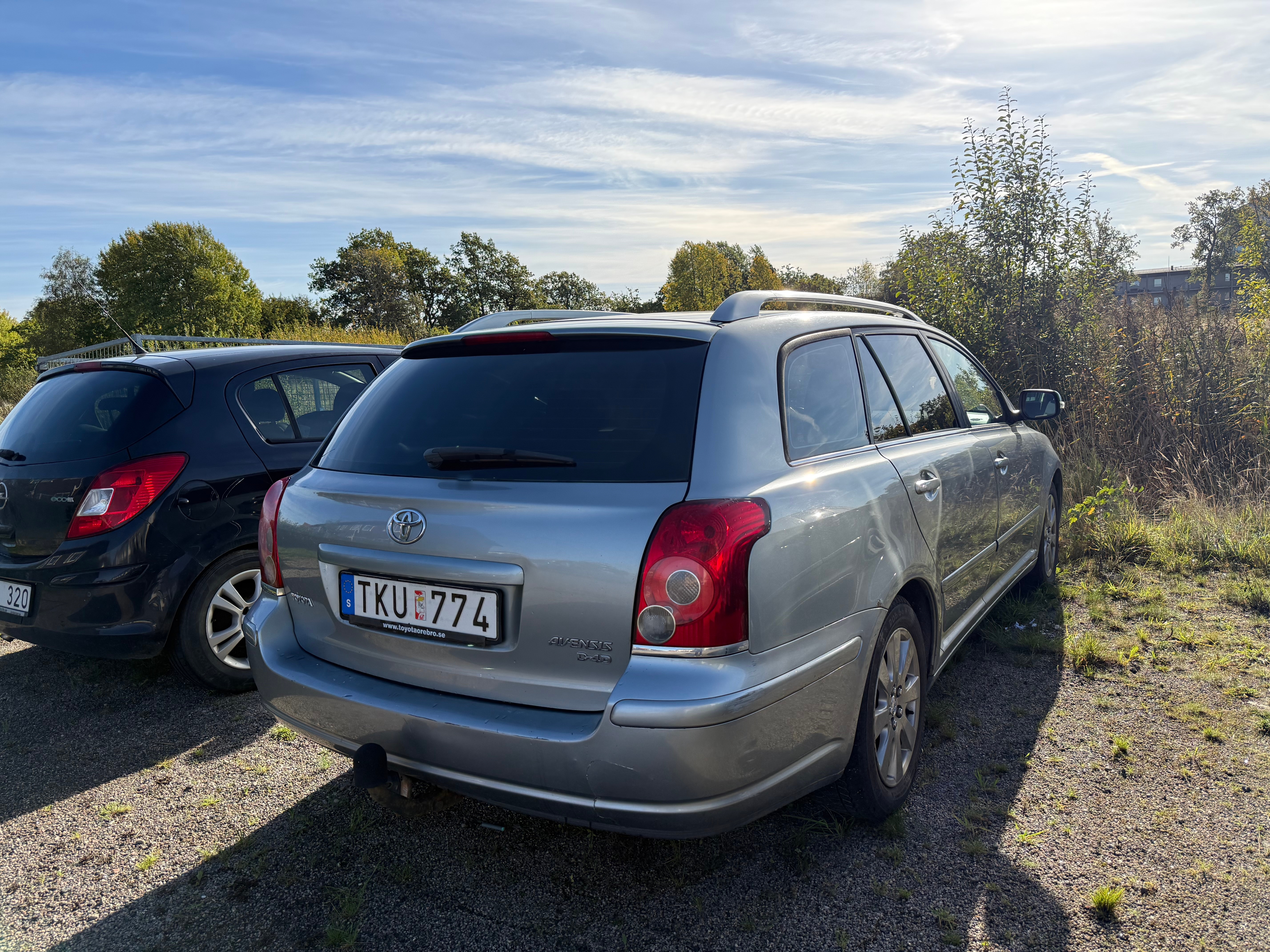 Toyota Avensis Kombi 2.0 D-4D Manuell 2007, bild 5/9