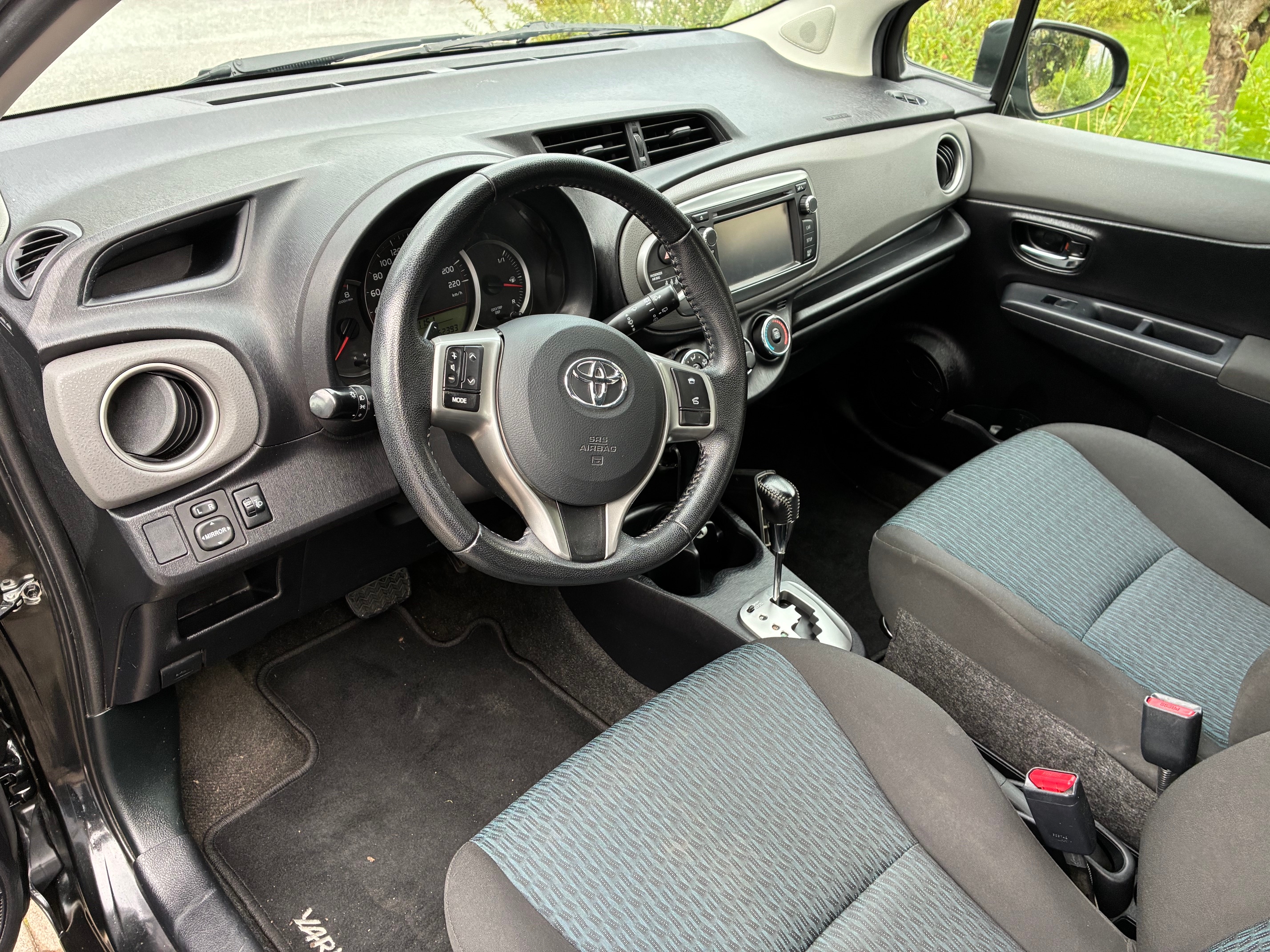 Toyota Yaris 2011, photo 4/8