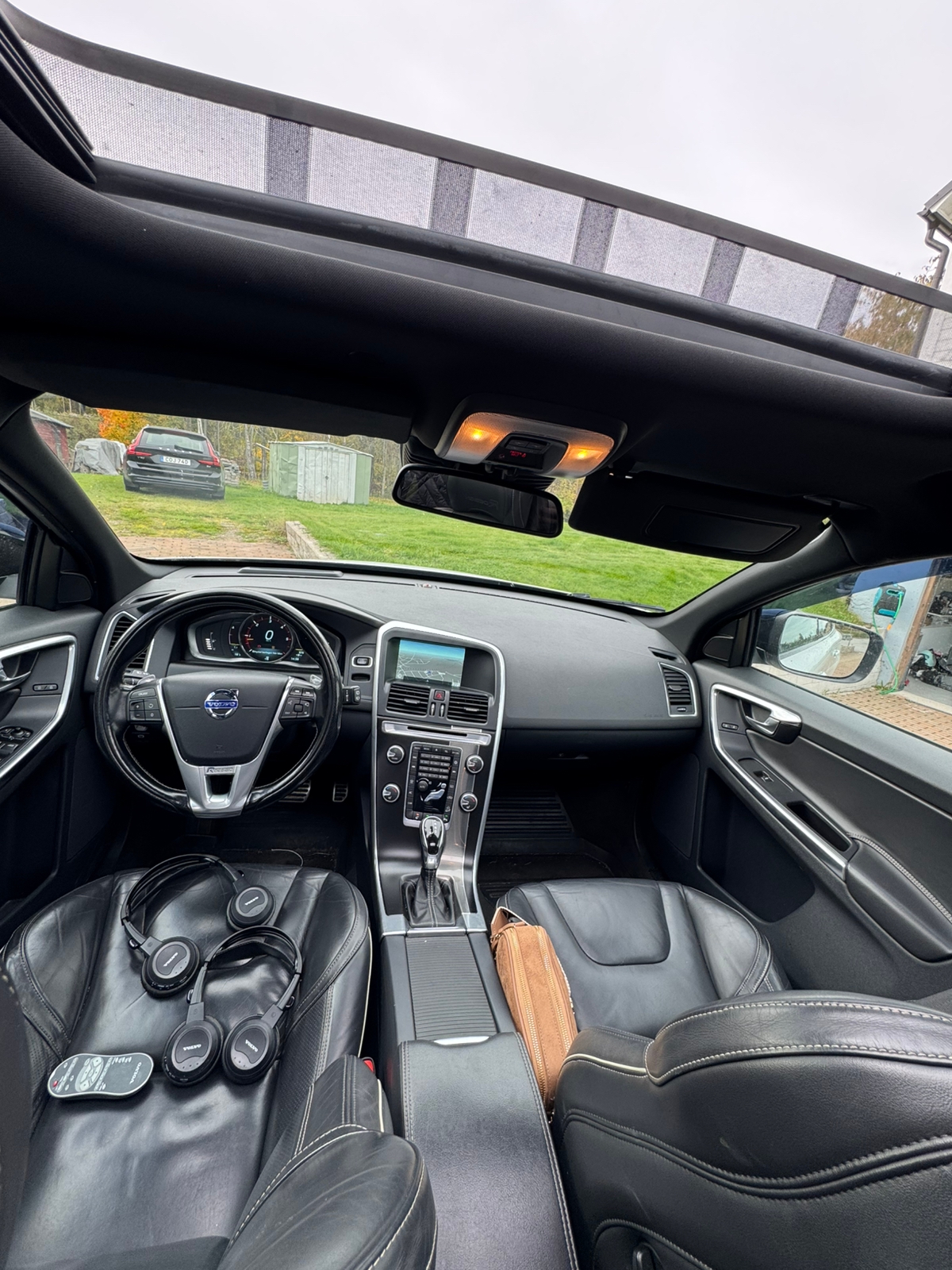 Volvo XC60 D5 AWD Geartronic 2014, photo 3/8