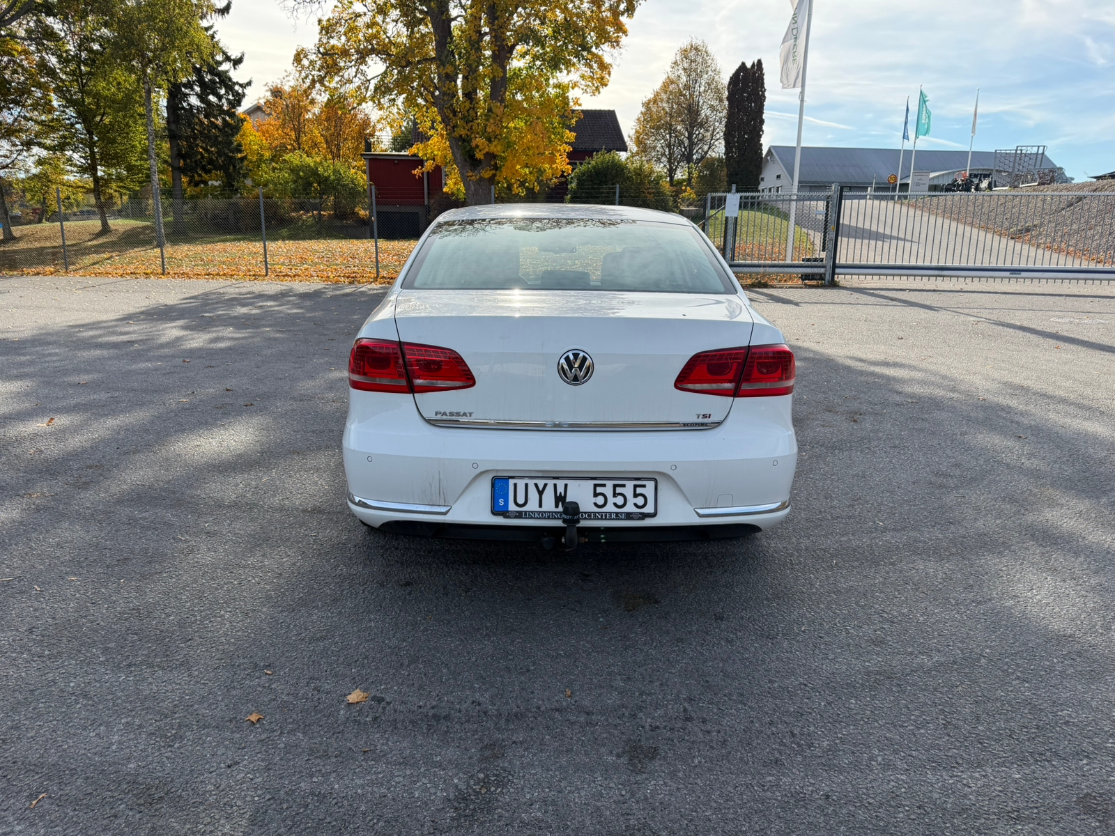 Volkswagen Passat 2012, photo 4/10