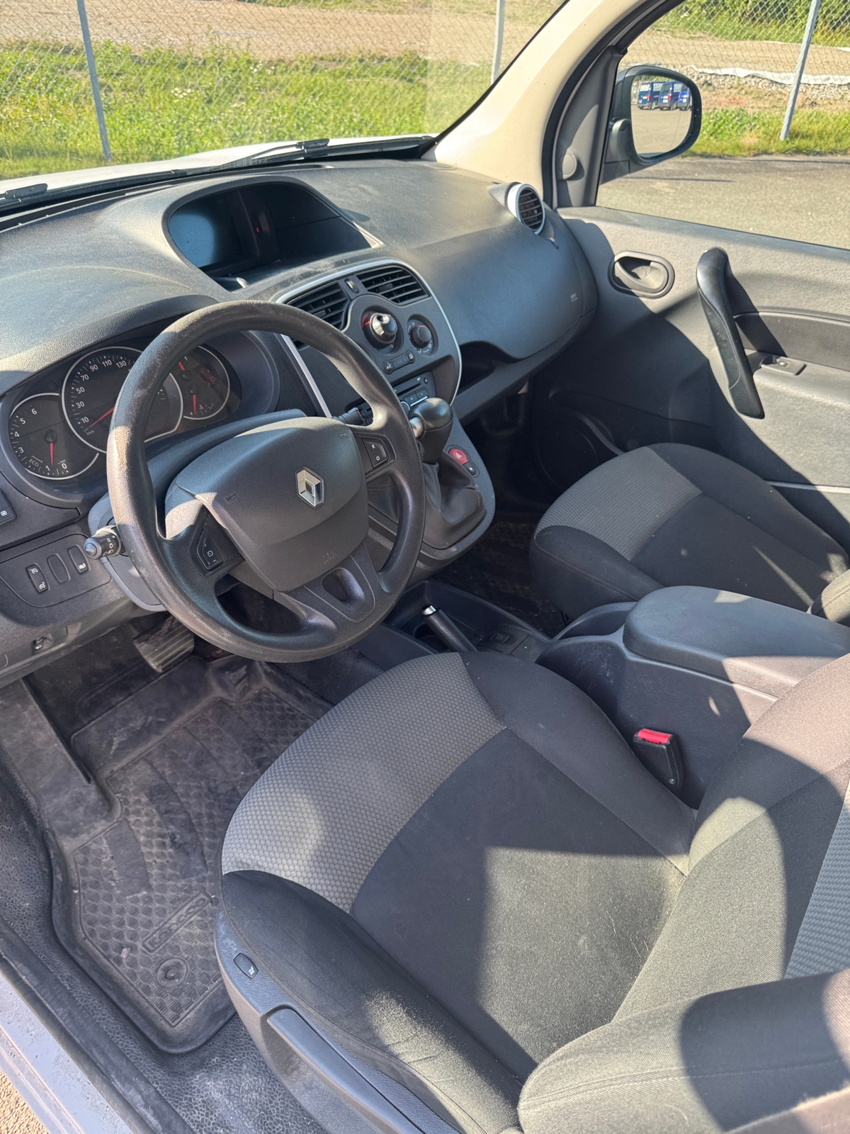 Renault Kangoo Express 2019, kuva 4/6