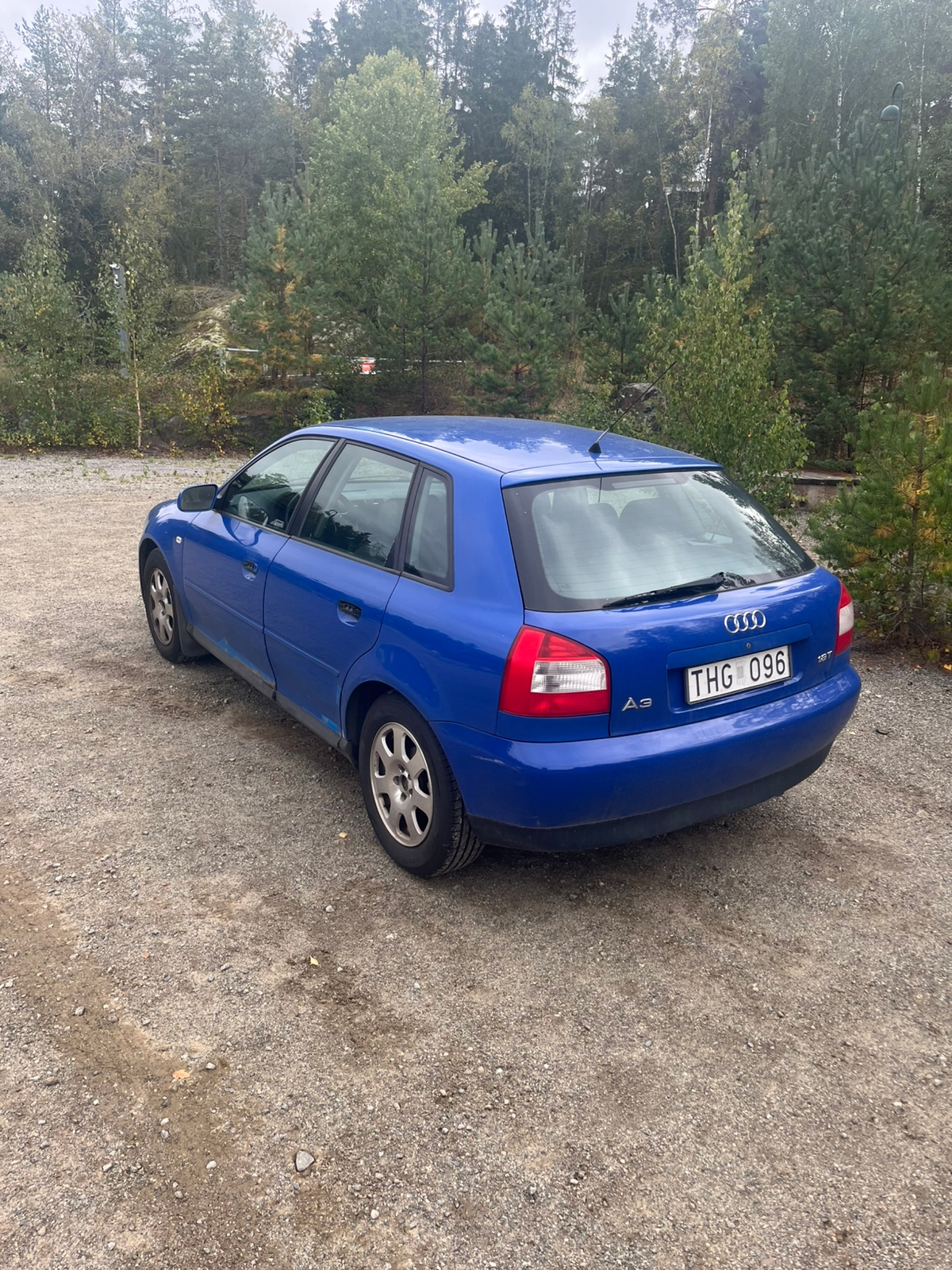 Audi A3 5-dörrar 1.8 20v Turbo Manuell 2002, bild 2/10