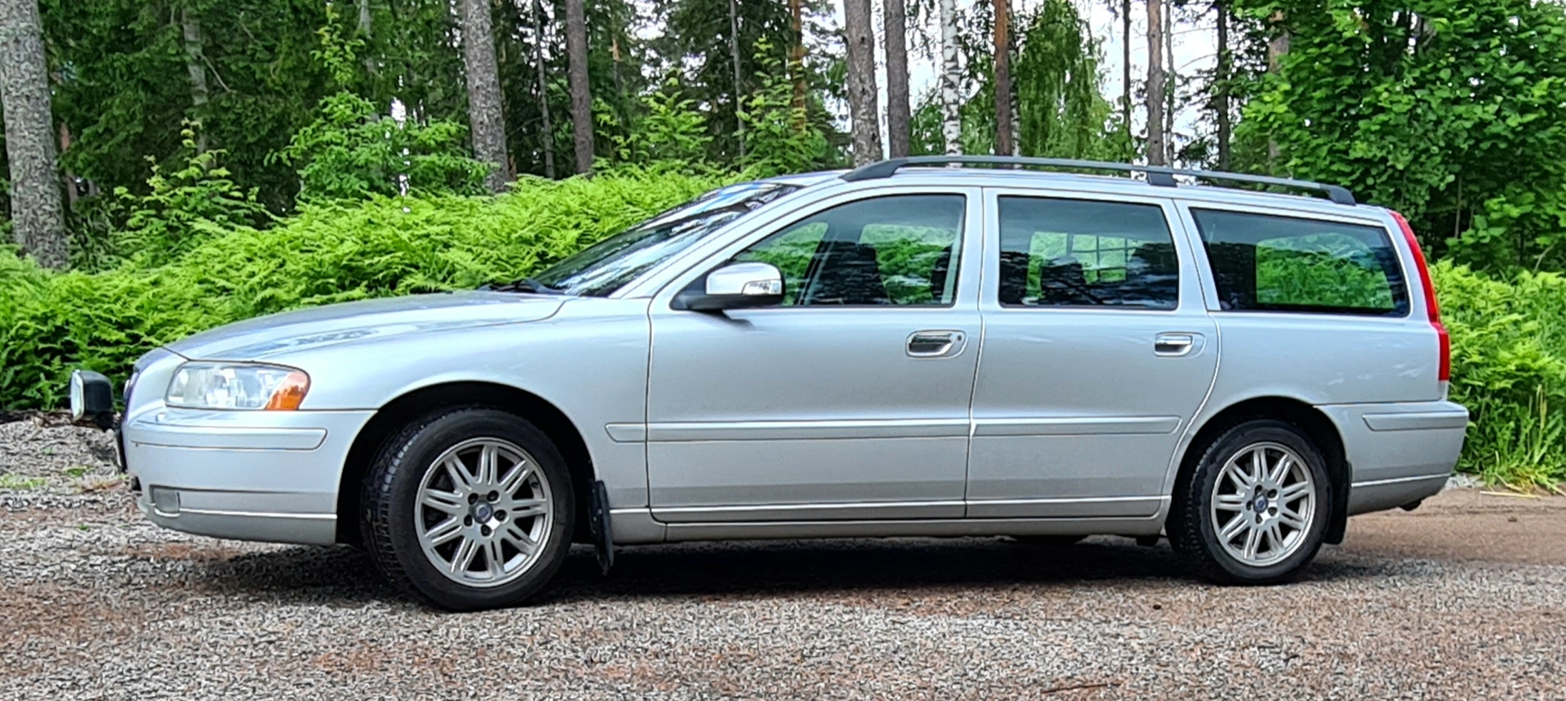 Volvo V70 2.4 Automatisk 2008, kuva 2/2