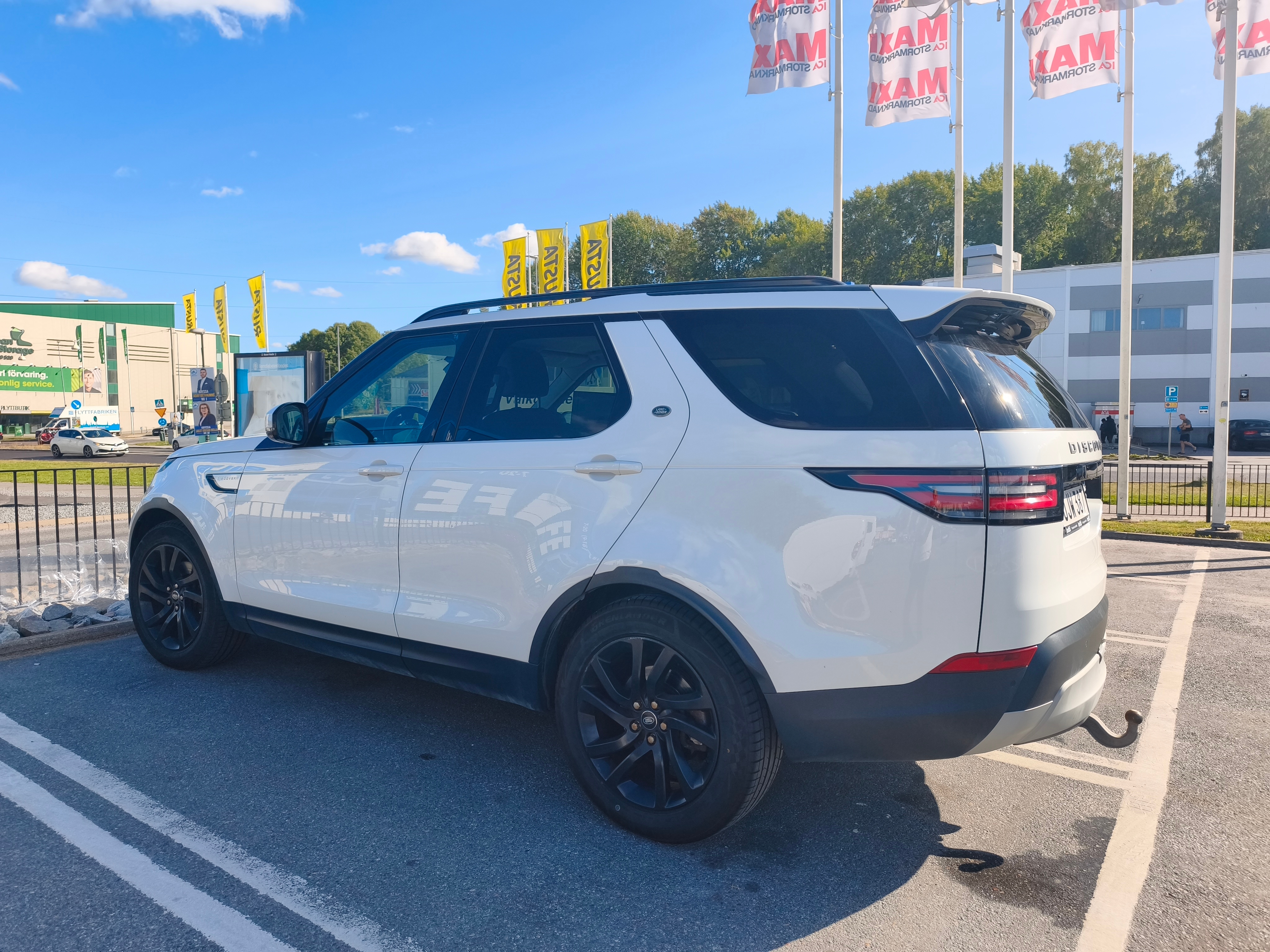Land Rover Discovery 2018, photo 2/10