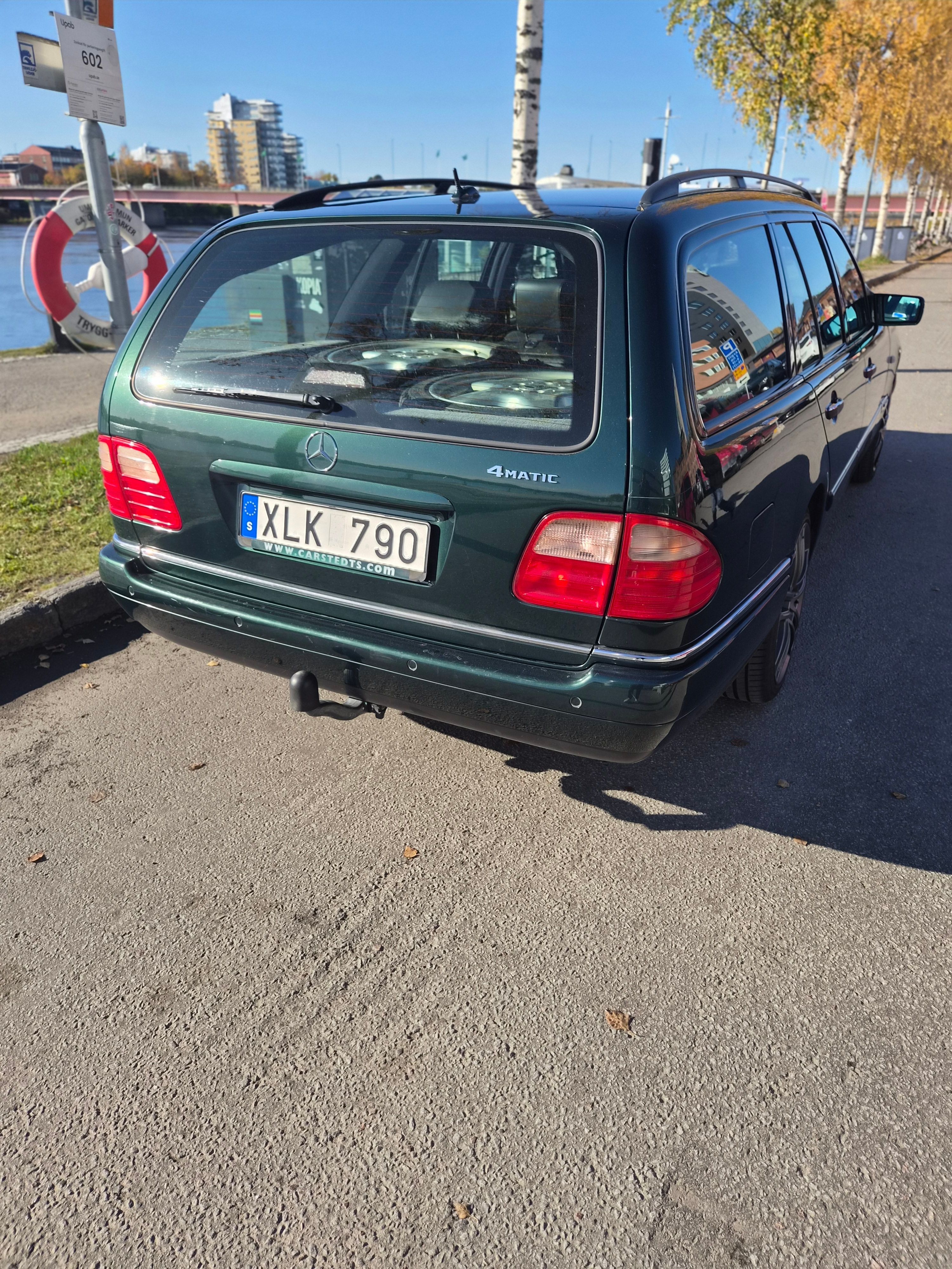 Mercedes-Benz E 280 T 4MATIC Automatisk 1997, bild 4/10