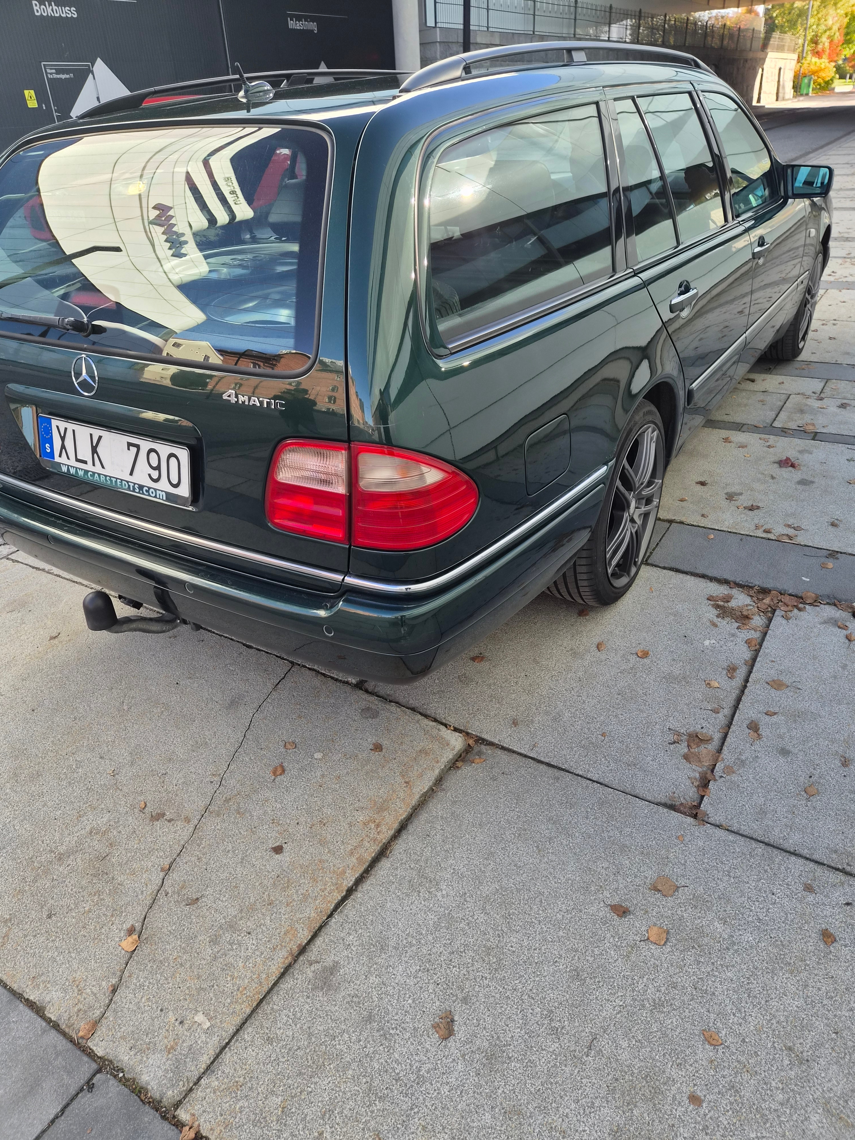 Mercedes-Benz E 280 T 4MATIC Automatisk 1997, bild 7/10
