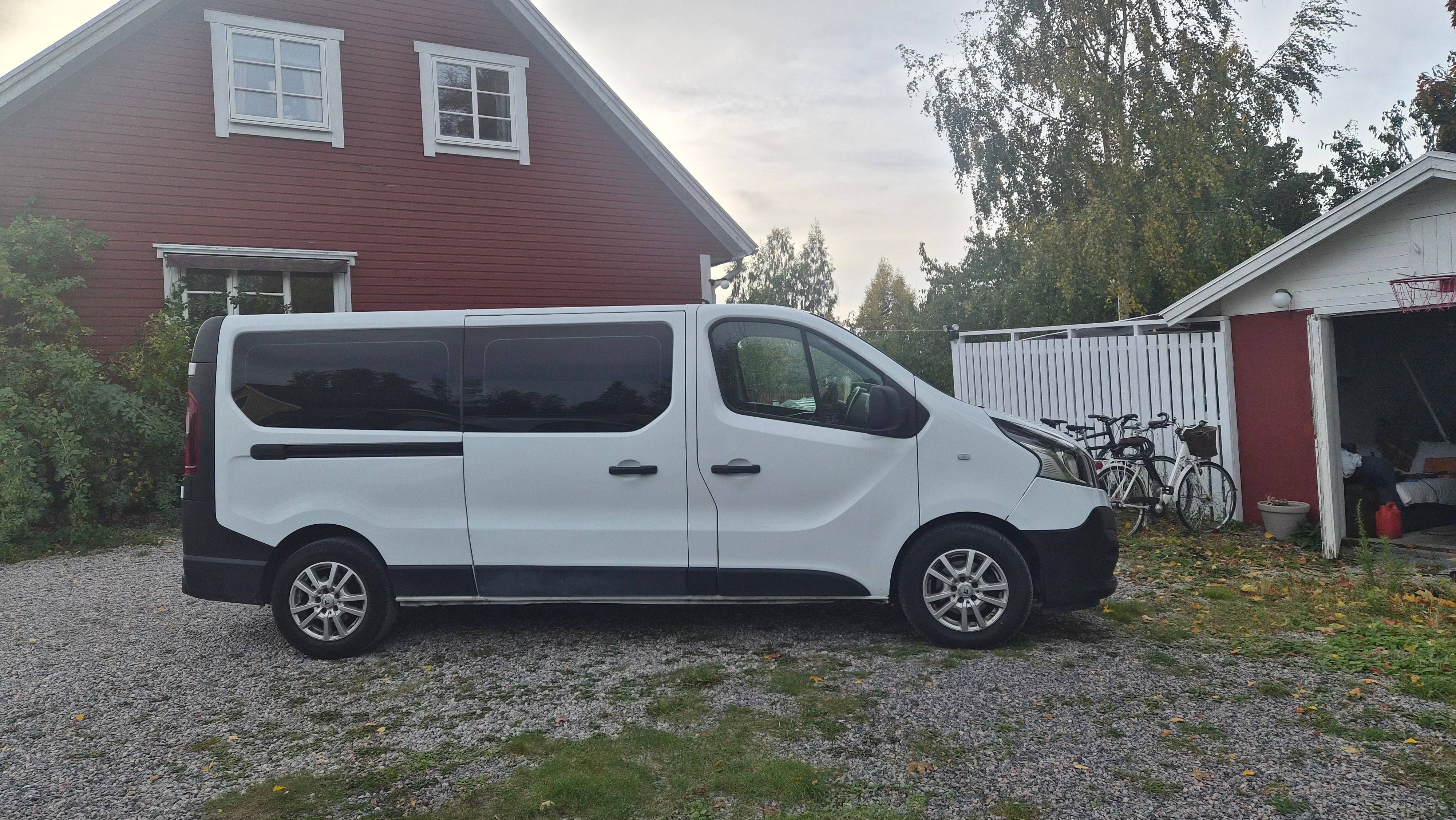 Renault Trafic 2015, kuva 3/8