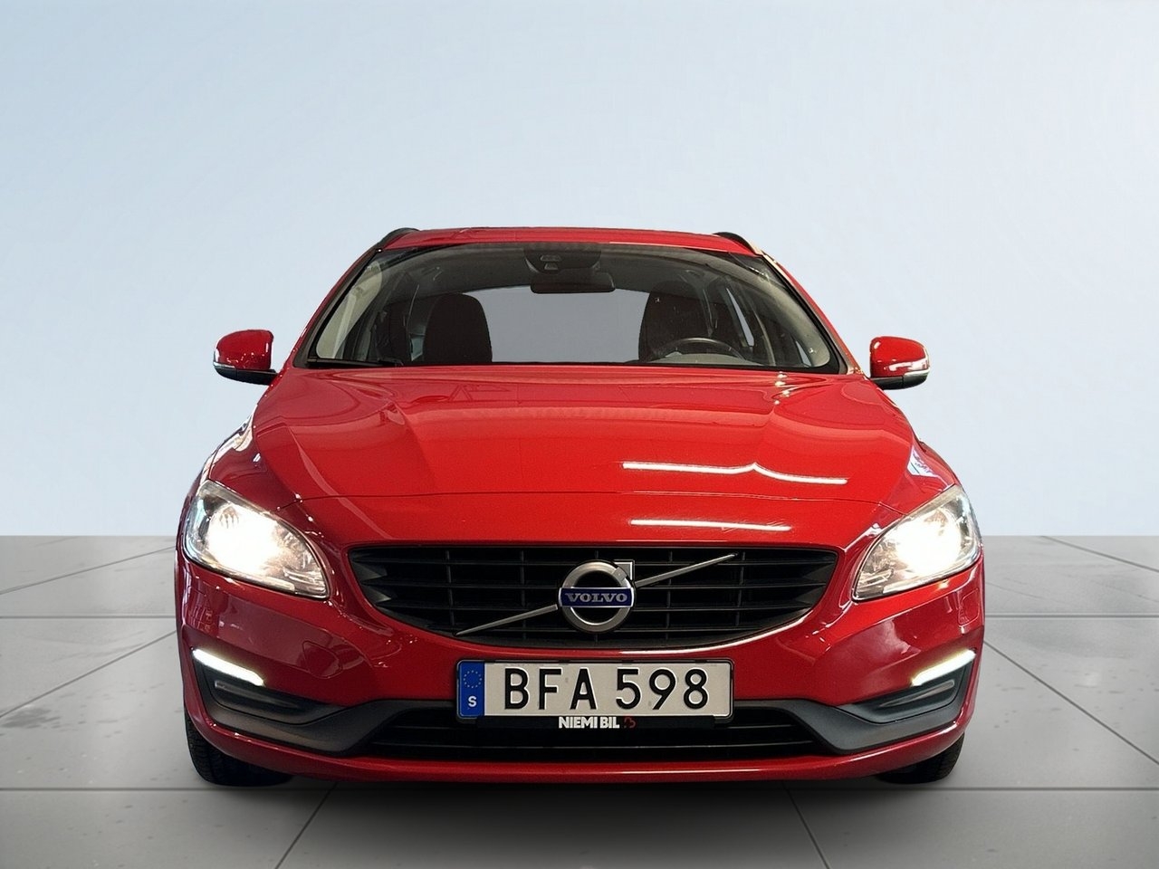Volvo V60 2016, bild 2/18