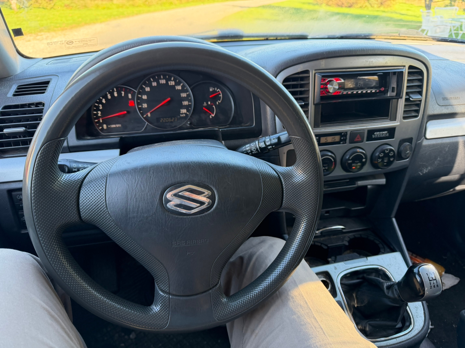 Suzuki Grand Vitara 2005, photo 4/5