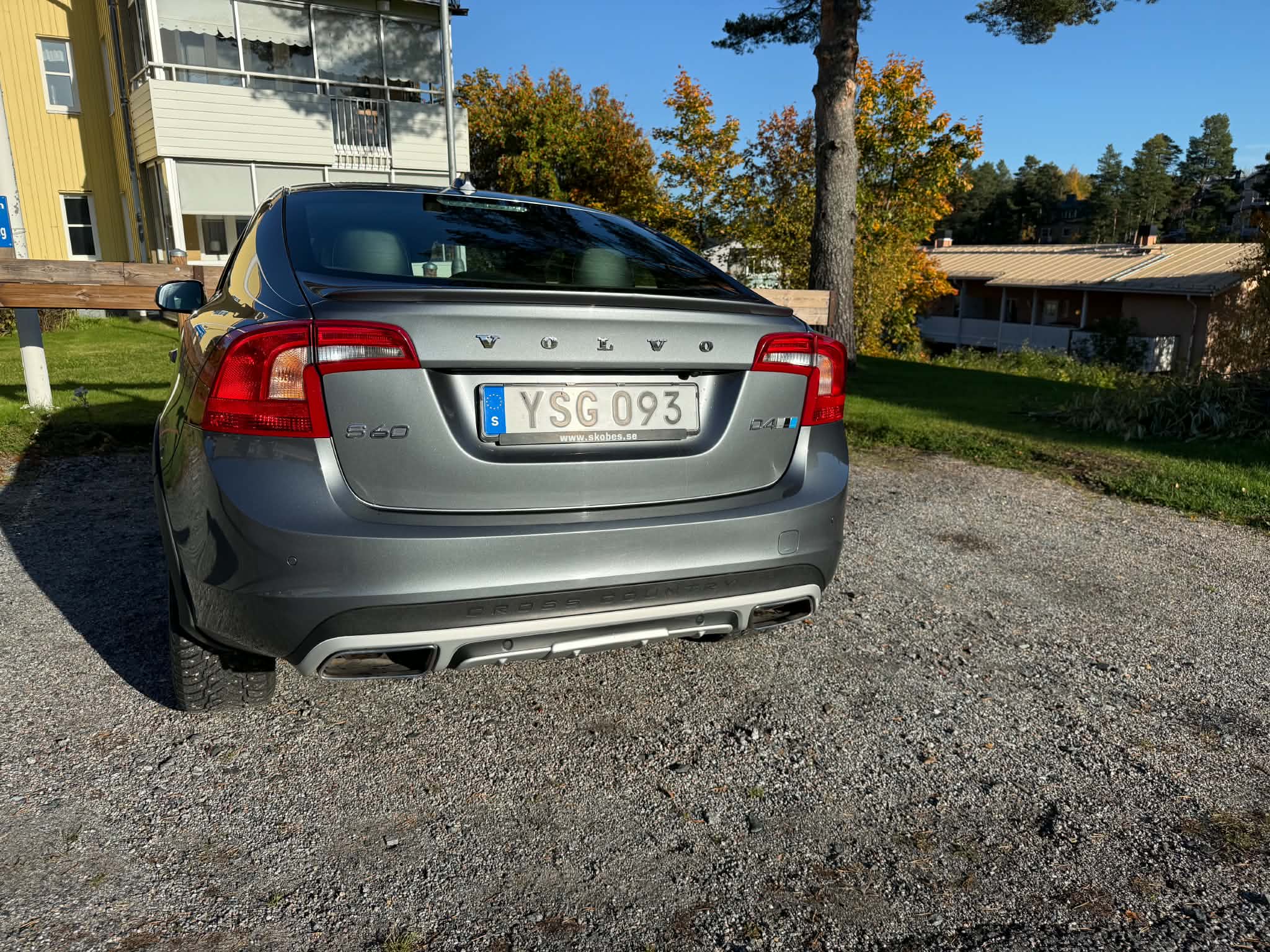 Volvo S60 Cross Country 2018, photo 5/7
