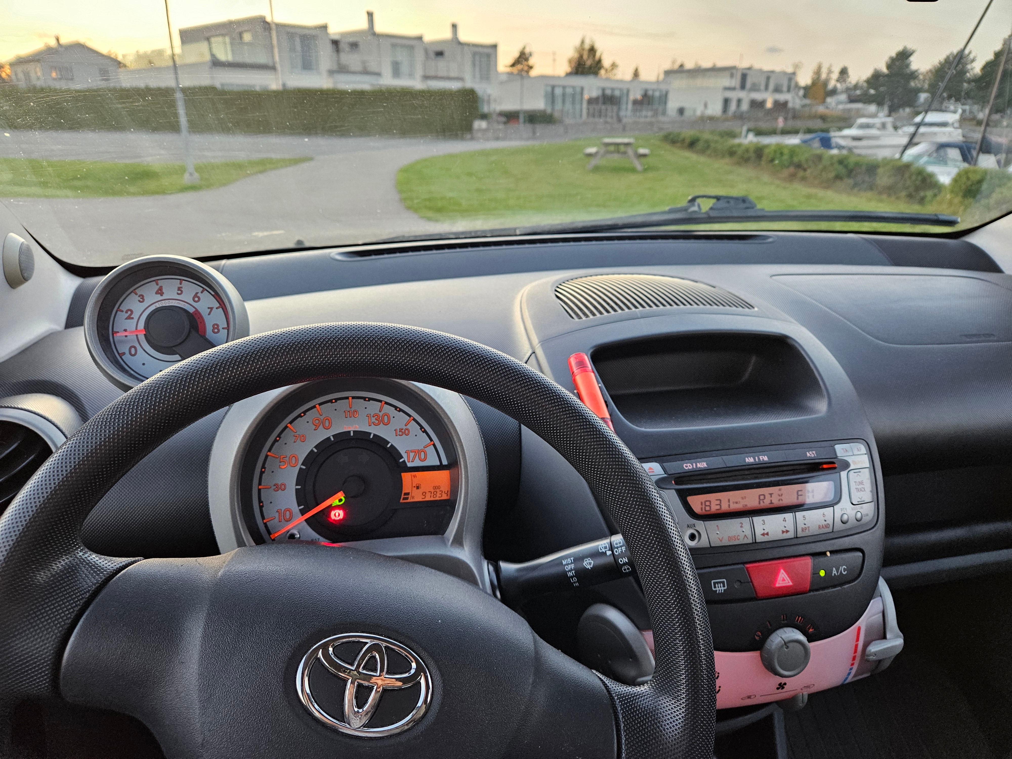 Toyota Aygo 5-dörrar 1.0 VVT-i Manuell 2008, photo 2/10