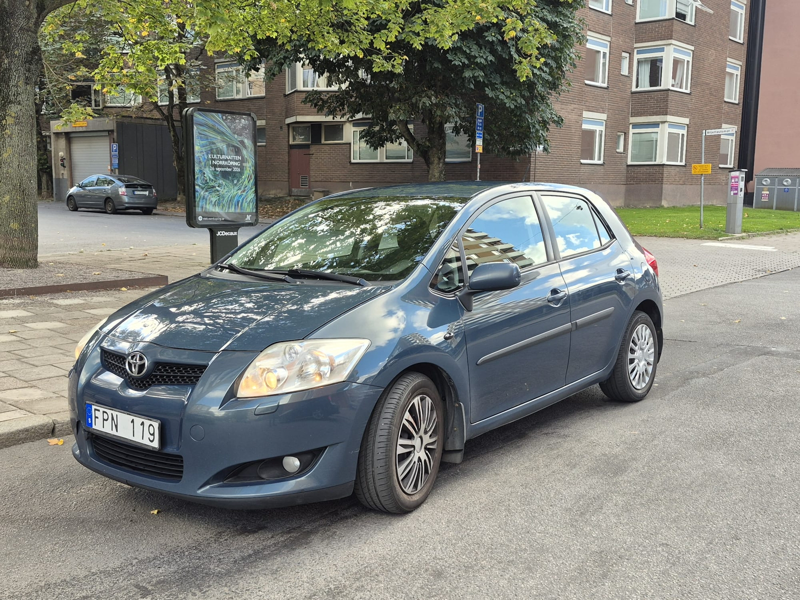 Toyota Auris 2007, photo 6/7