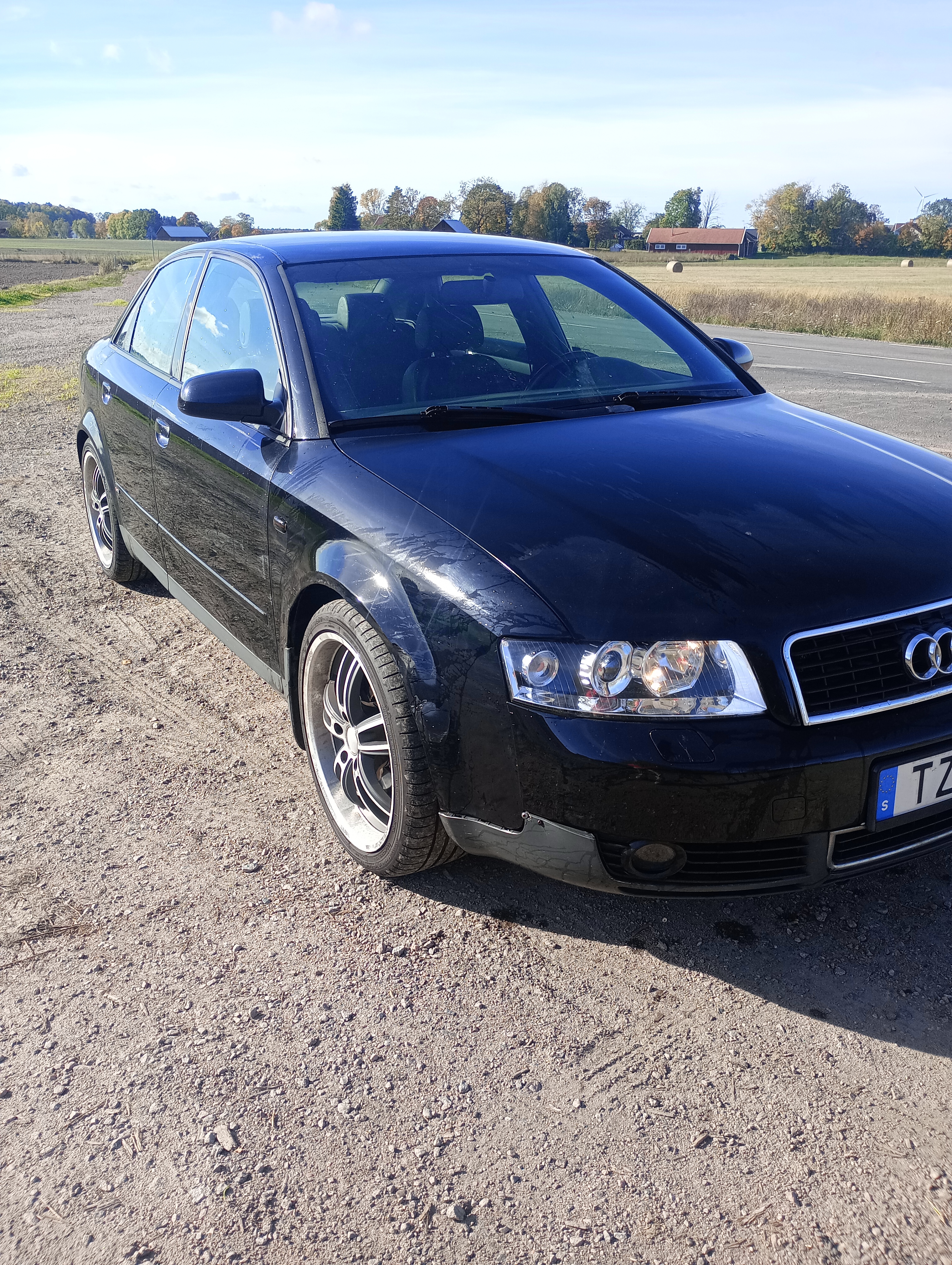 Audi A4 Sedan 1.8 T Multitronic 2003, photo 2/5