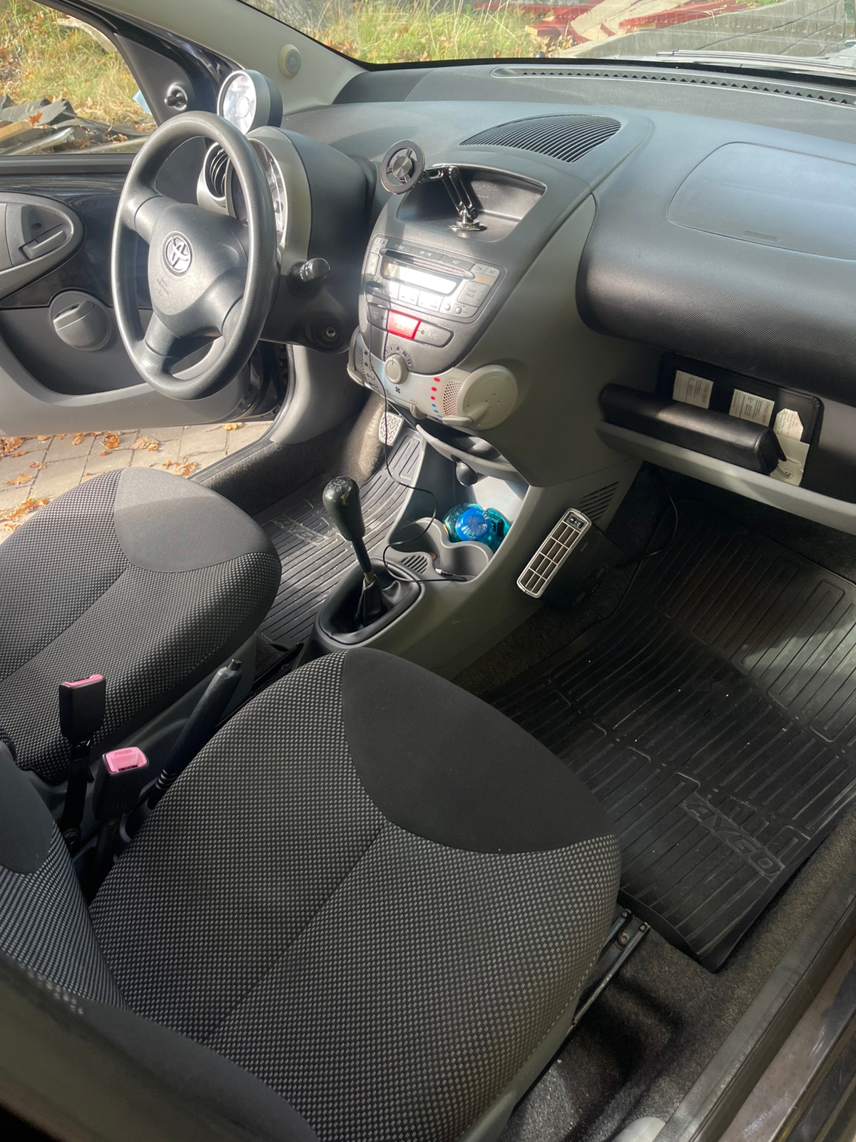 Toyota Aygo 5-dörrar 1.0 VVT-i Manuell 2010, kuva 5/7