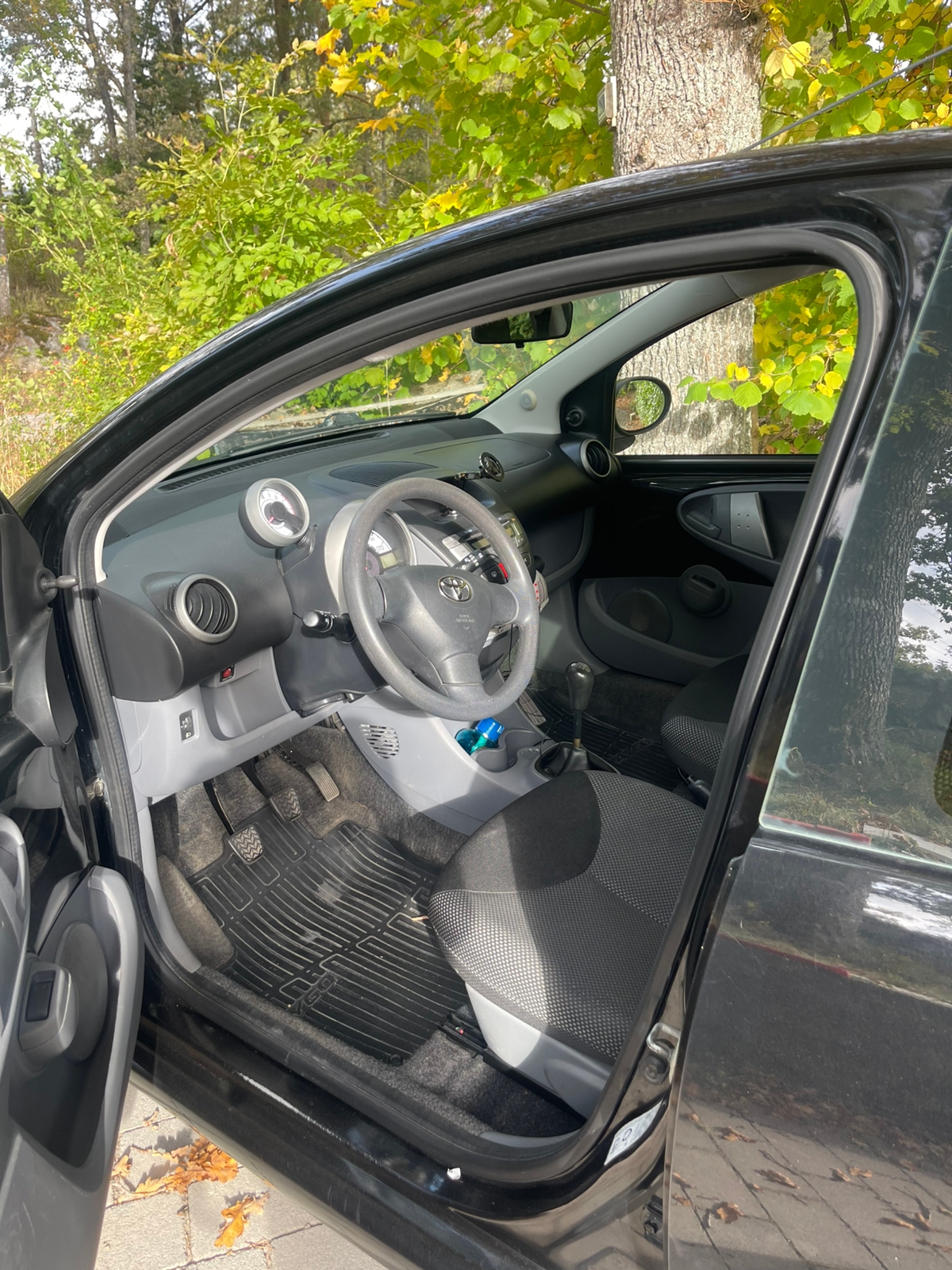 Toyota Aygo 5-dörrar 1.0 VVT-i Manuell 2010, kuva 4/7