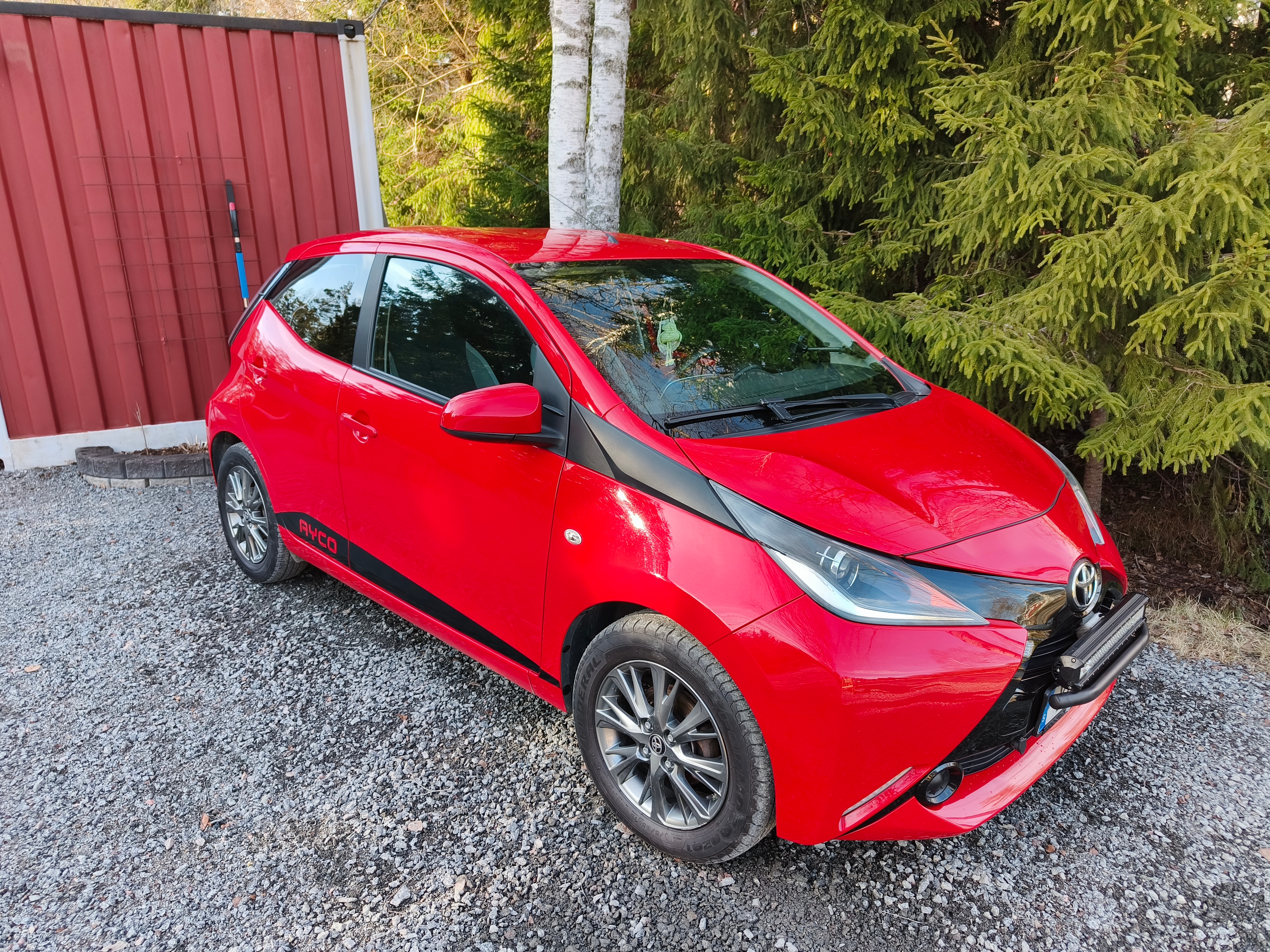 Toyota Aygo 5-dörrar 1.0 VVT-i Manuell 2016, bild 2/5