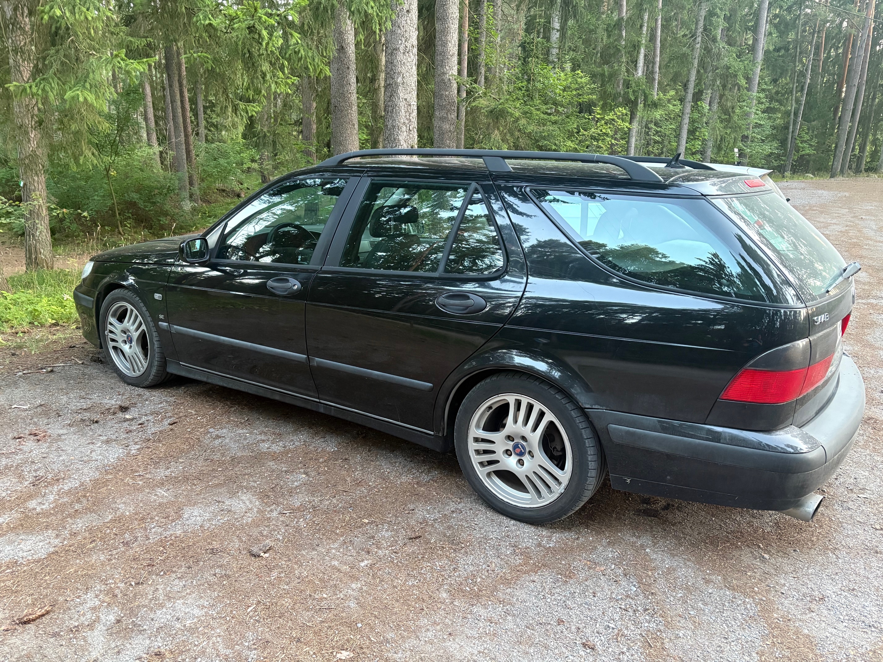 Saab 9-5 SportCombi 2.3t Manuell 2001, bild 2/6